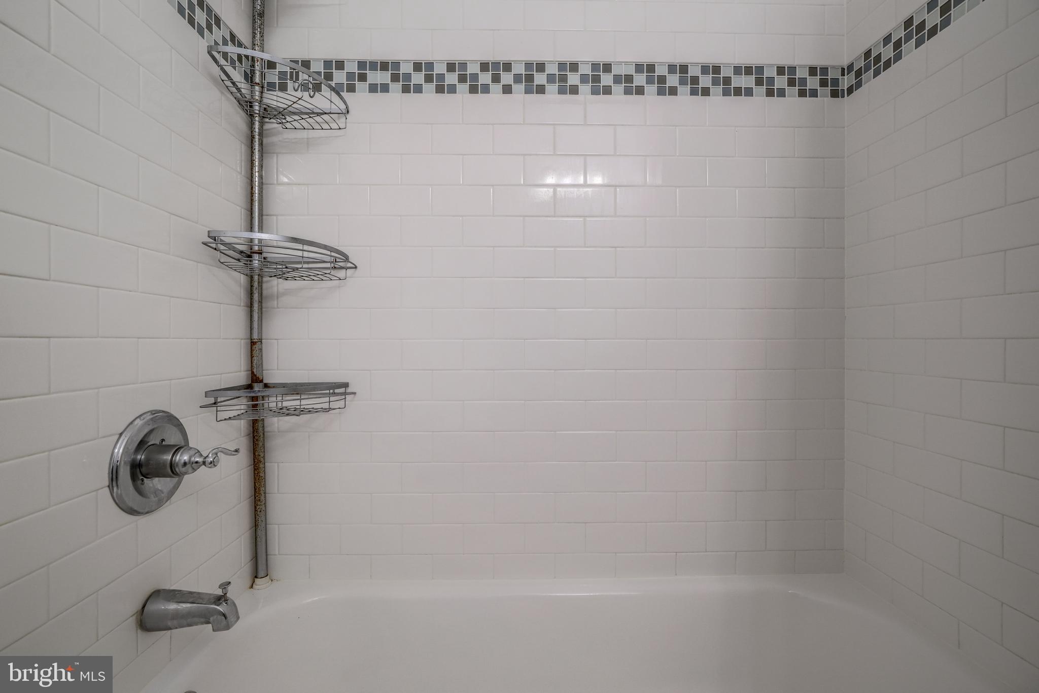 1022 Dartmouth Glen Way
