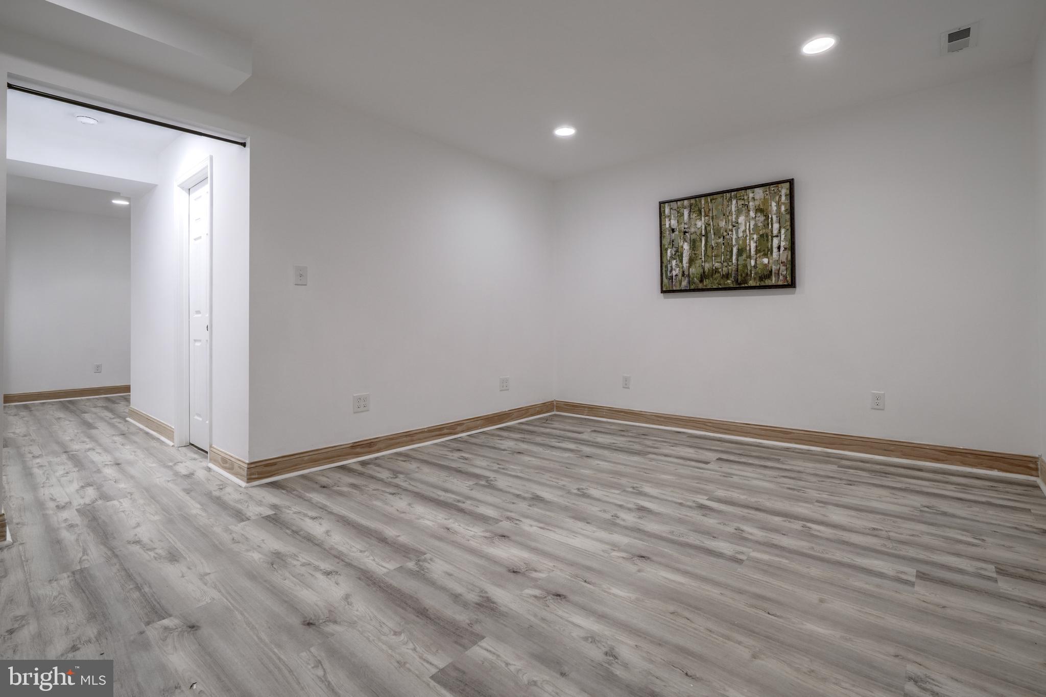 1022 Dartmouth Glen Way