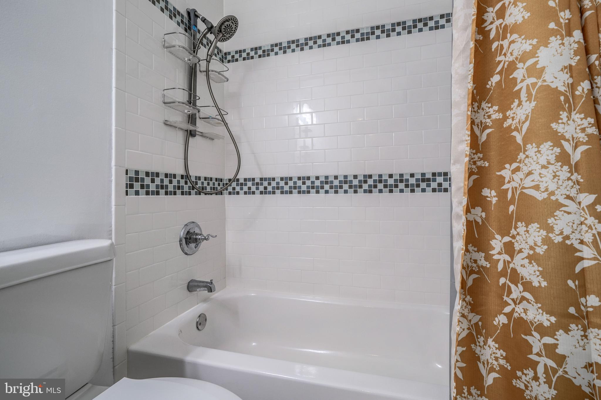 1022 Dartmouth Glen Way
