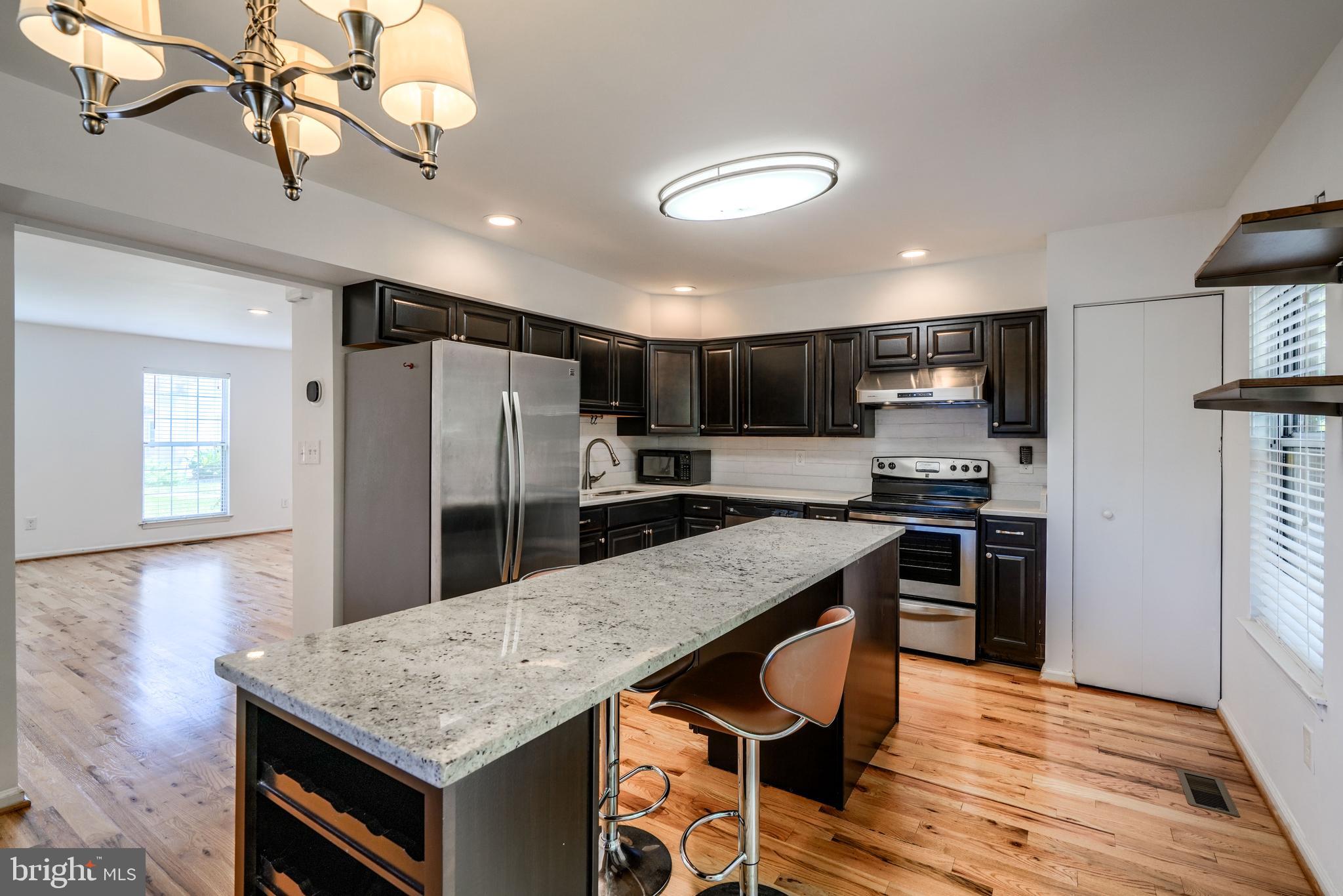 1022 Dartmouth Glen Way