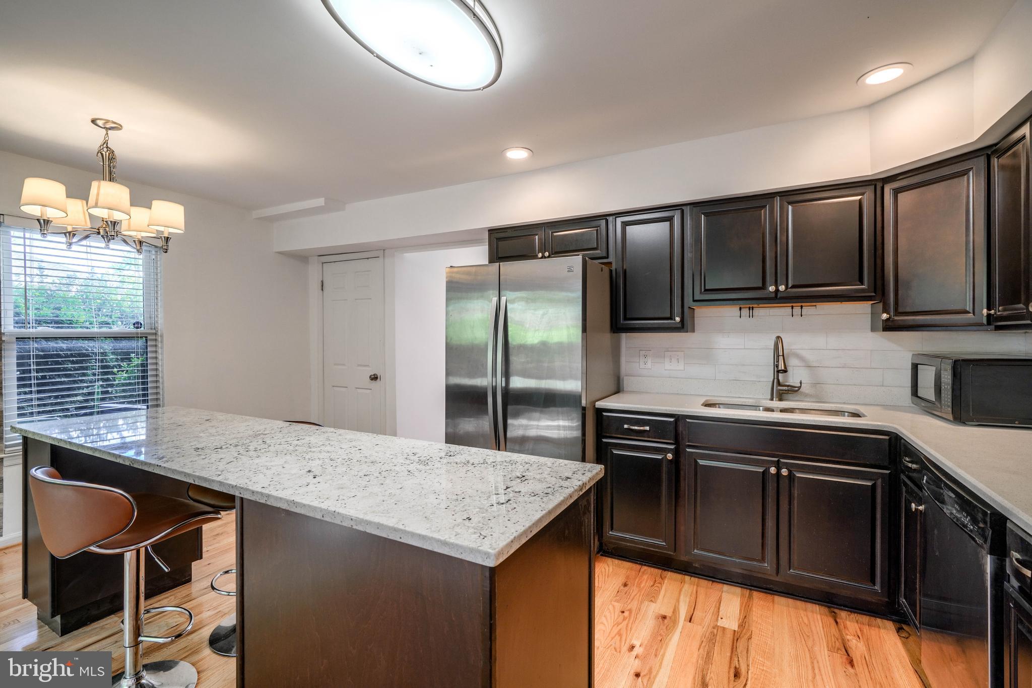 1022 Dartmouth Glen Way