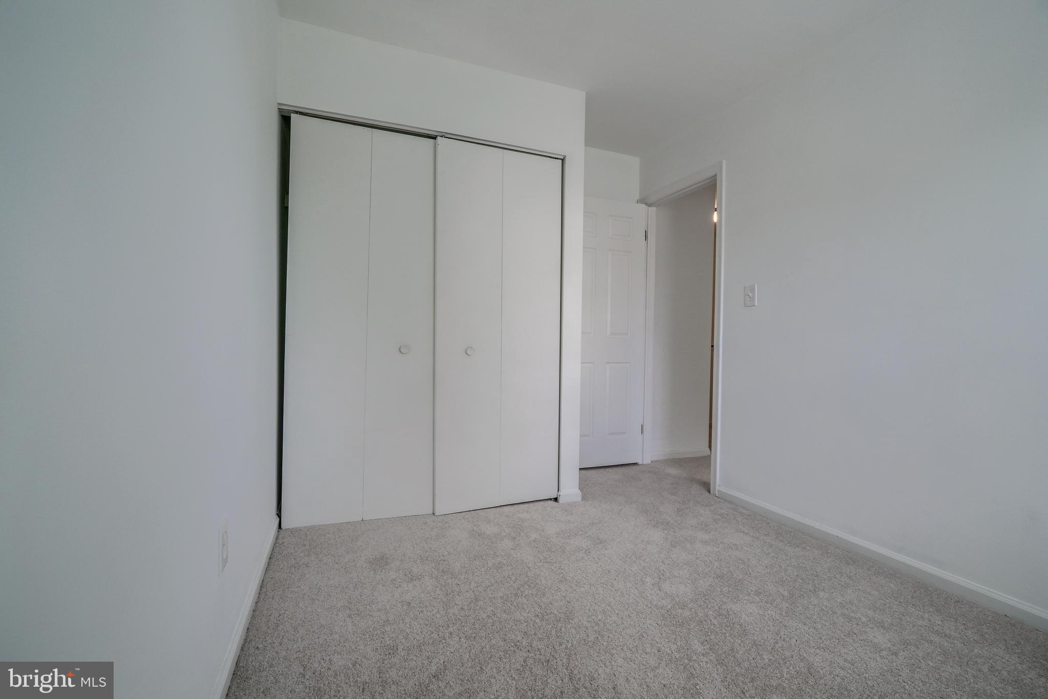 1022 Dartmouth Glen Way