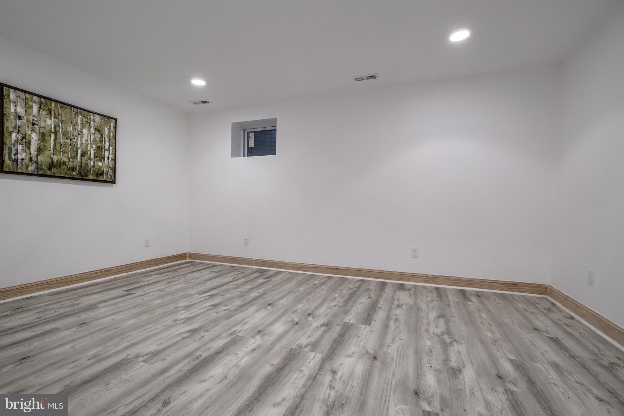 1022 Dartmouth Glen Way