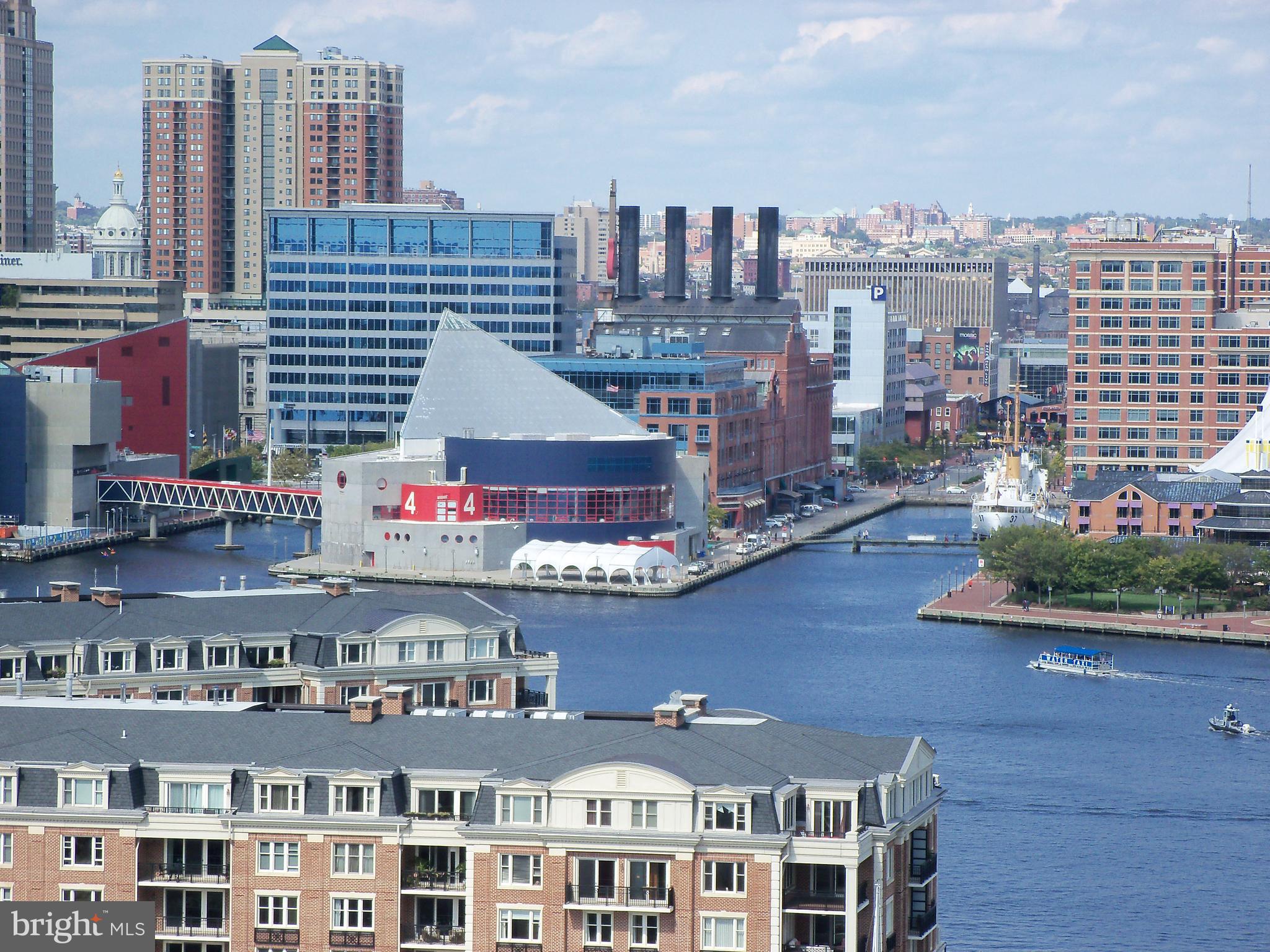 100 HARBORVIEW DR #1113