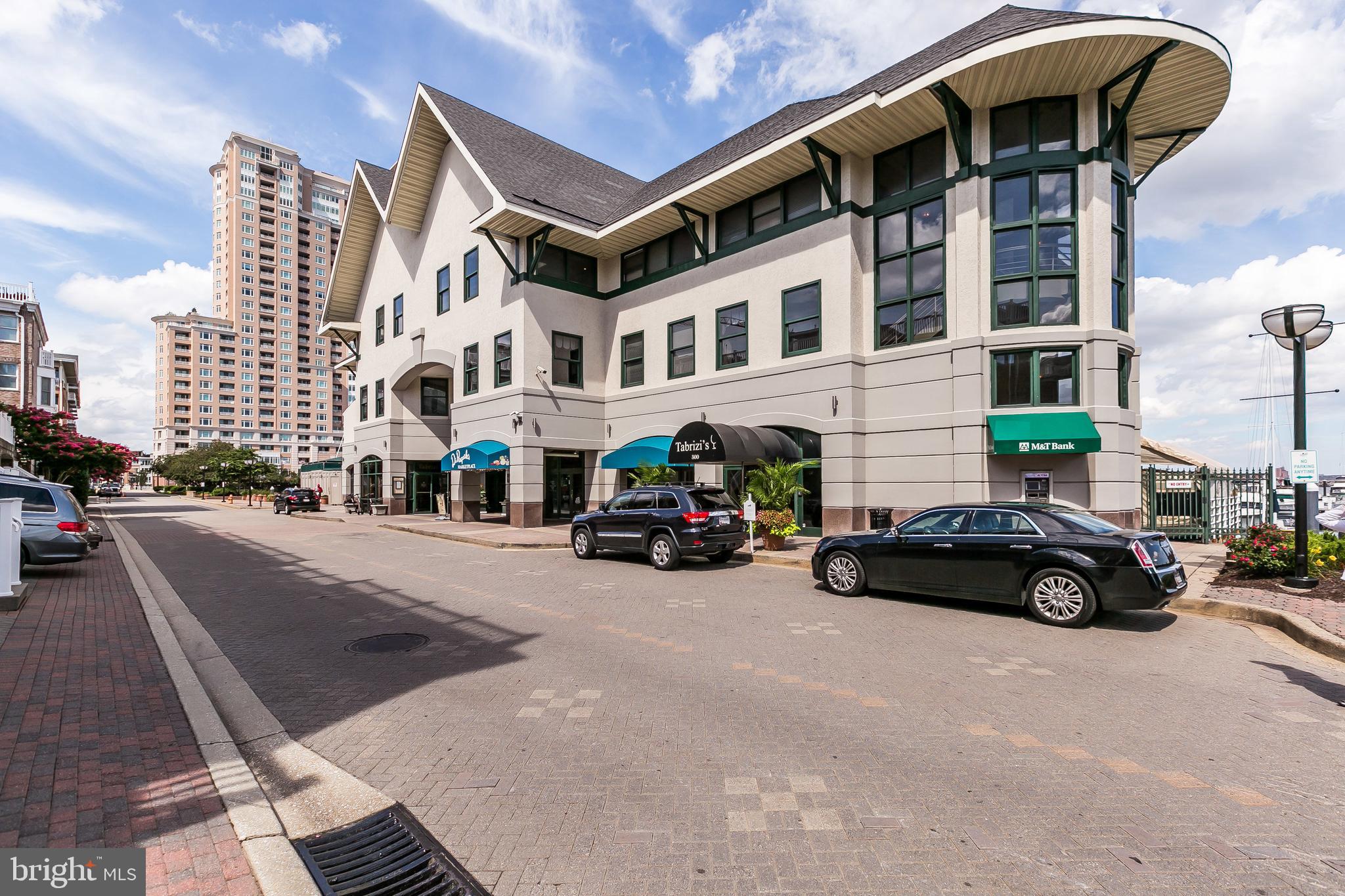 100 HARBORVIEW DR #1113