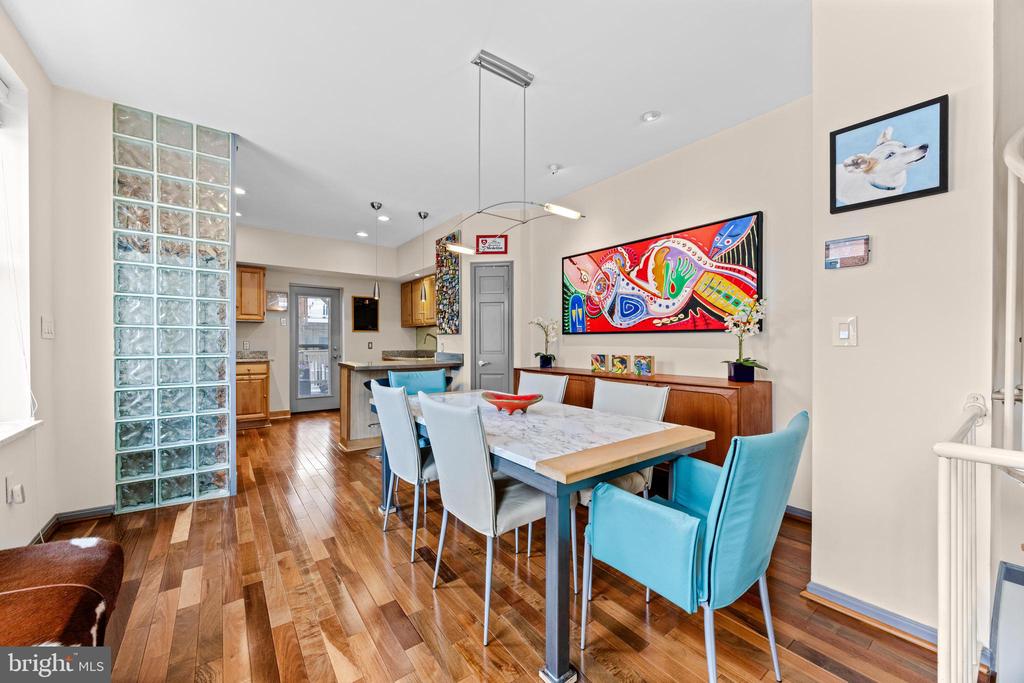 1701 Jackson St