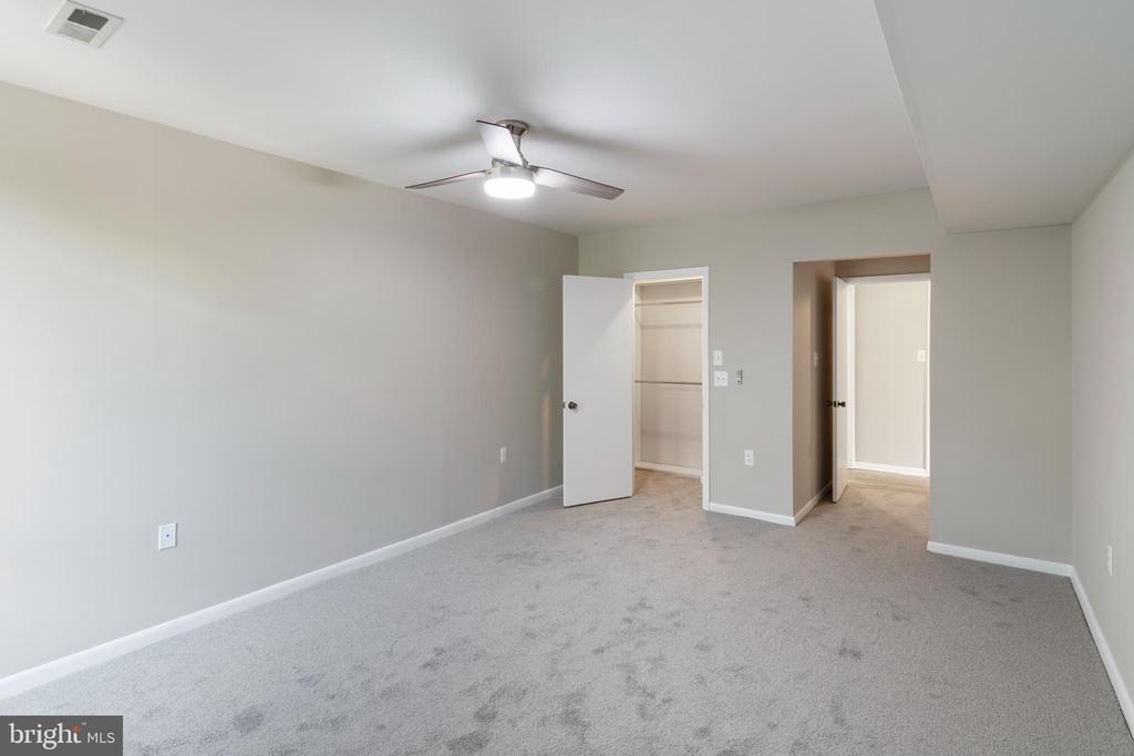 6711 Park Heights Ave #211