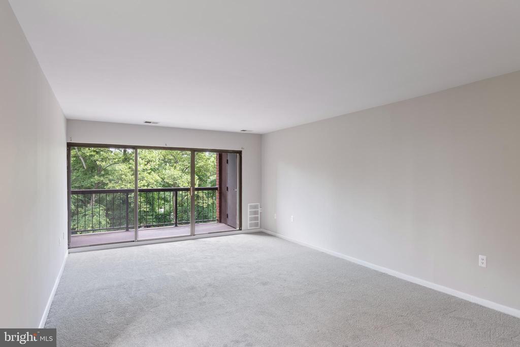 6711 Park Heights Ave #211