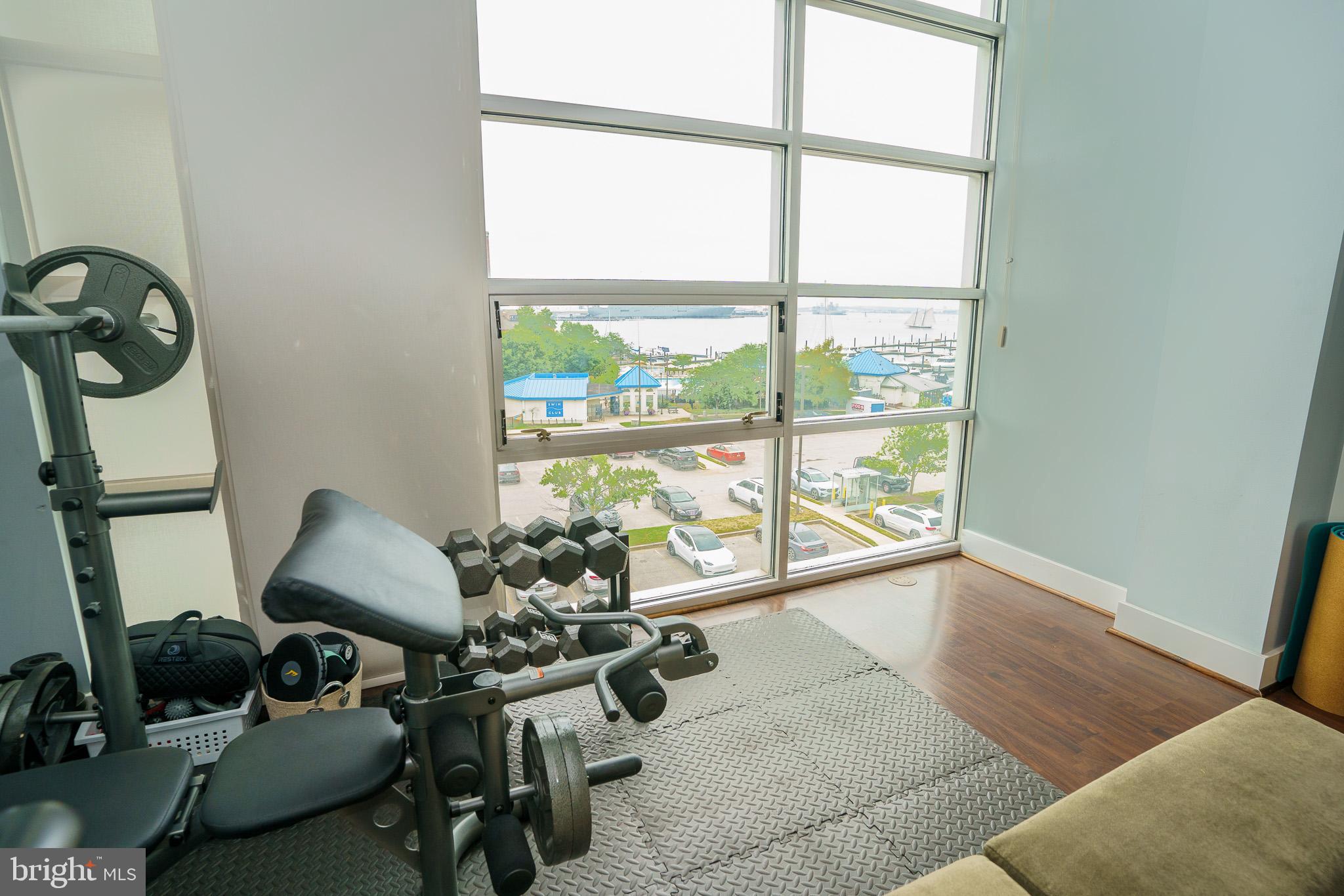 2772 LIGHTHOUSE PT E #402