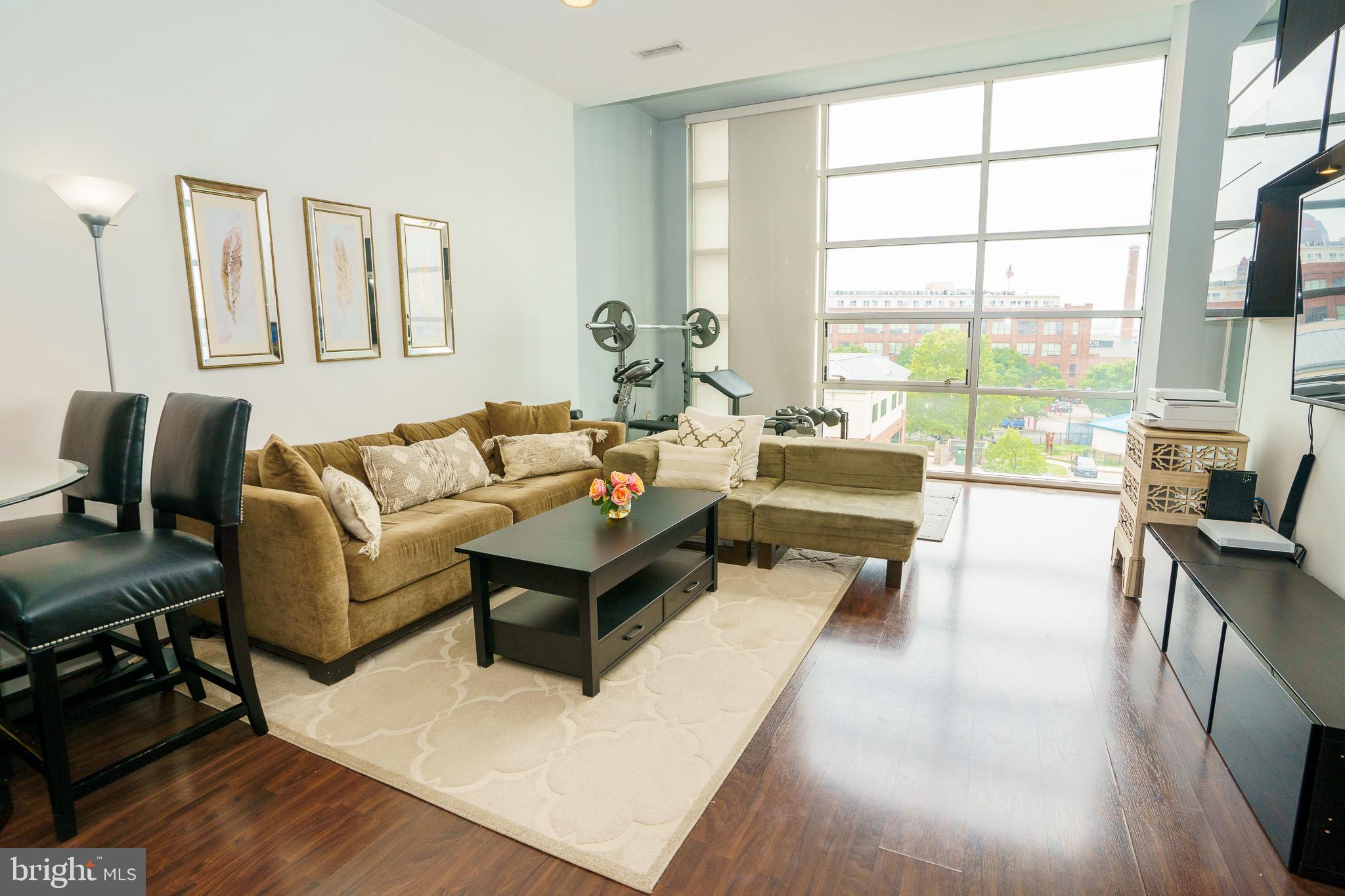 2772 LIGHTHOUSE PT E #402