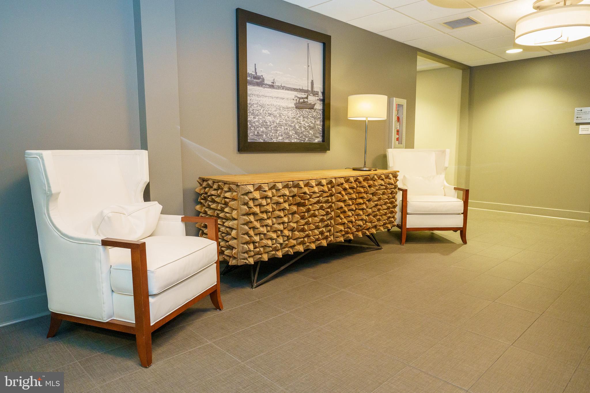 2772 LIGHTHOUSE PT E #402