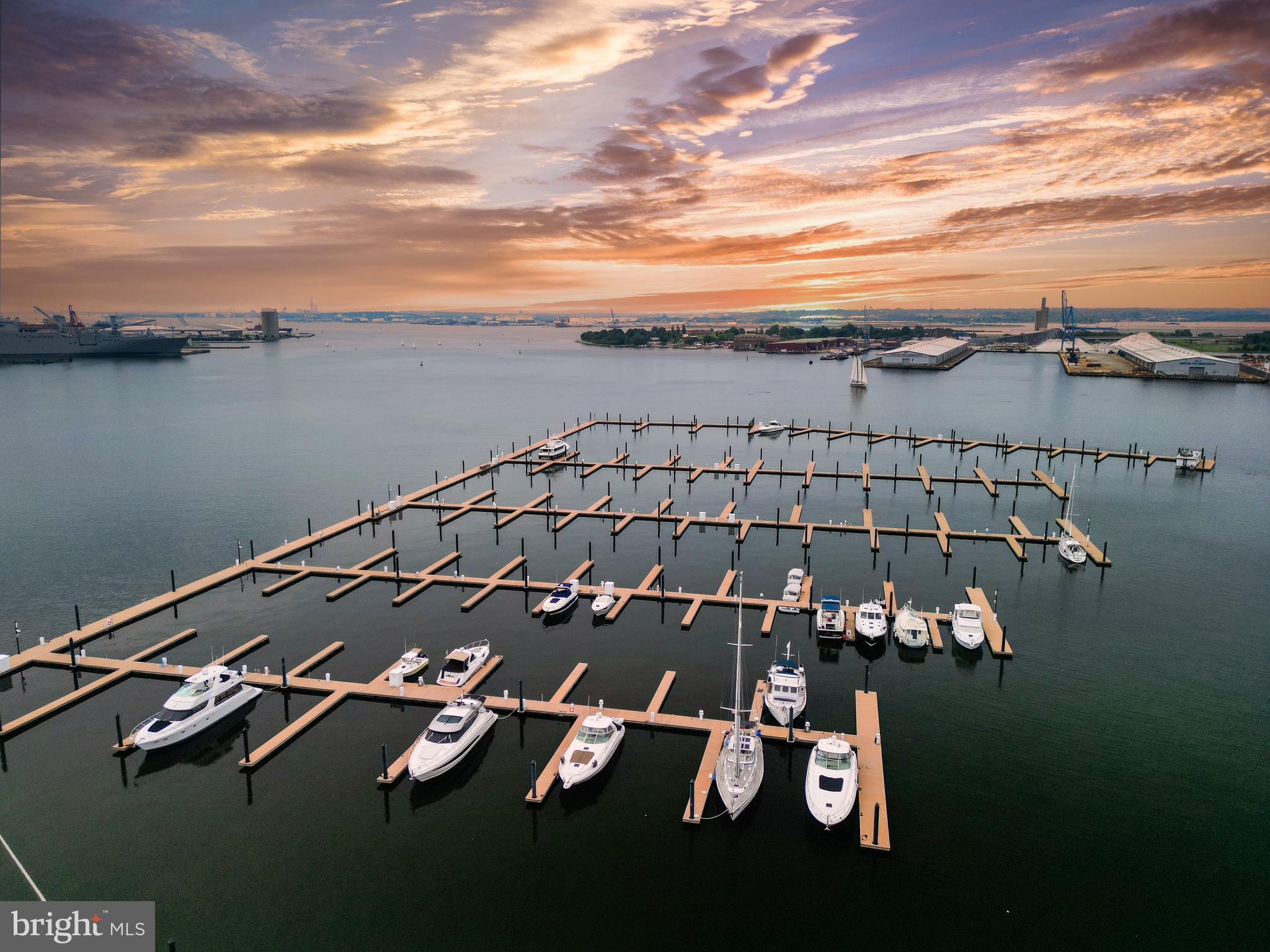 2772 LIGHTHOUSE PT E #402