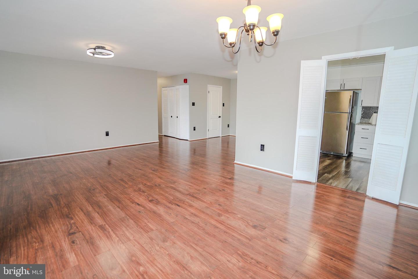 3737 Clarks Ln #304