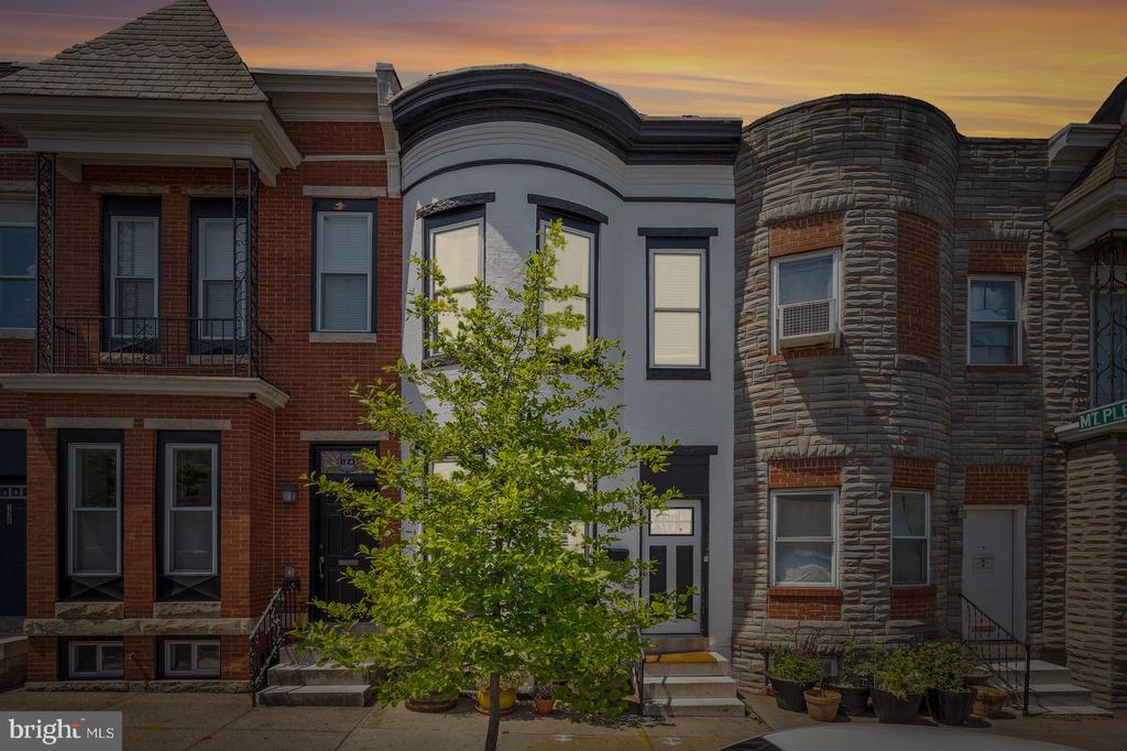 122 S Highland Ave