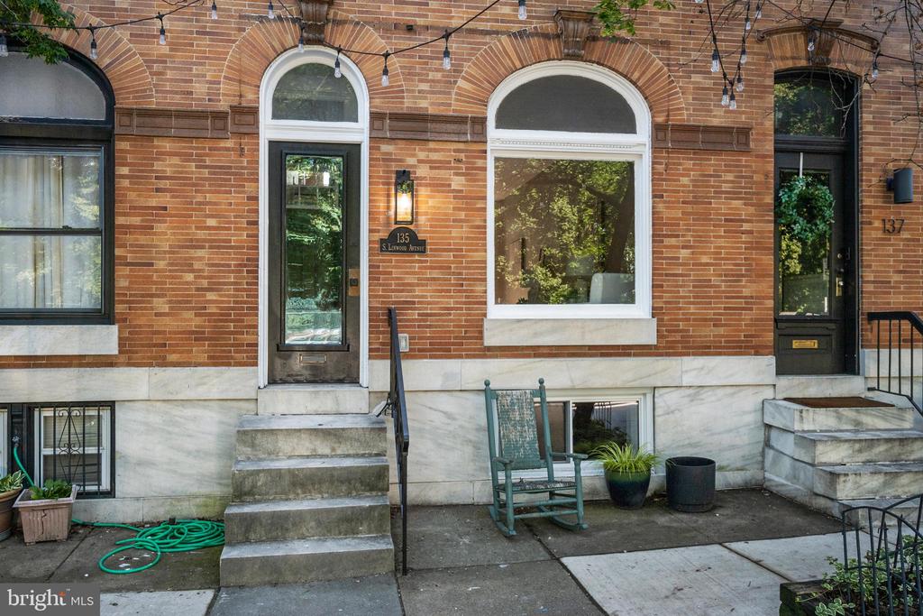 135 S Linwood Ave