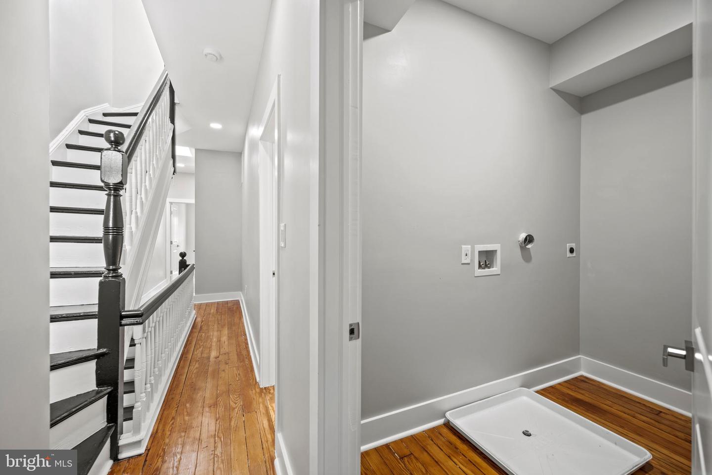 135 S Linwood Ave