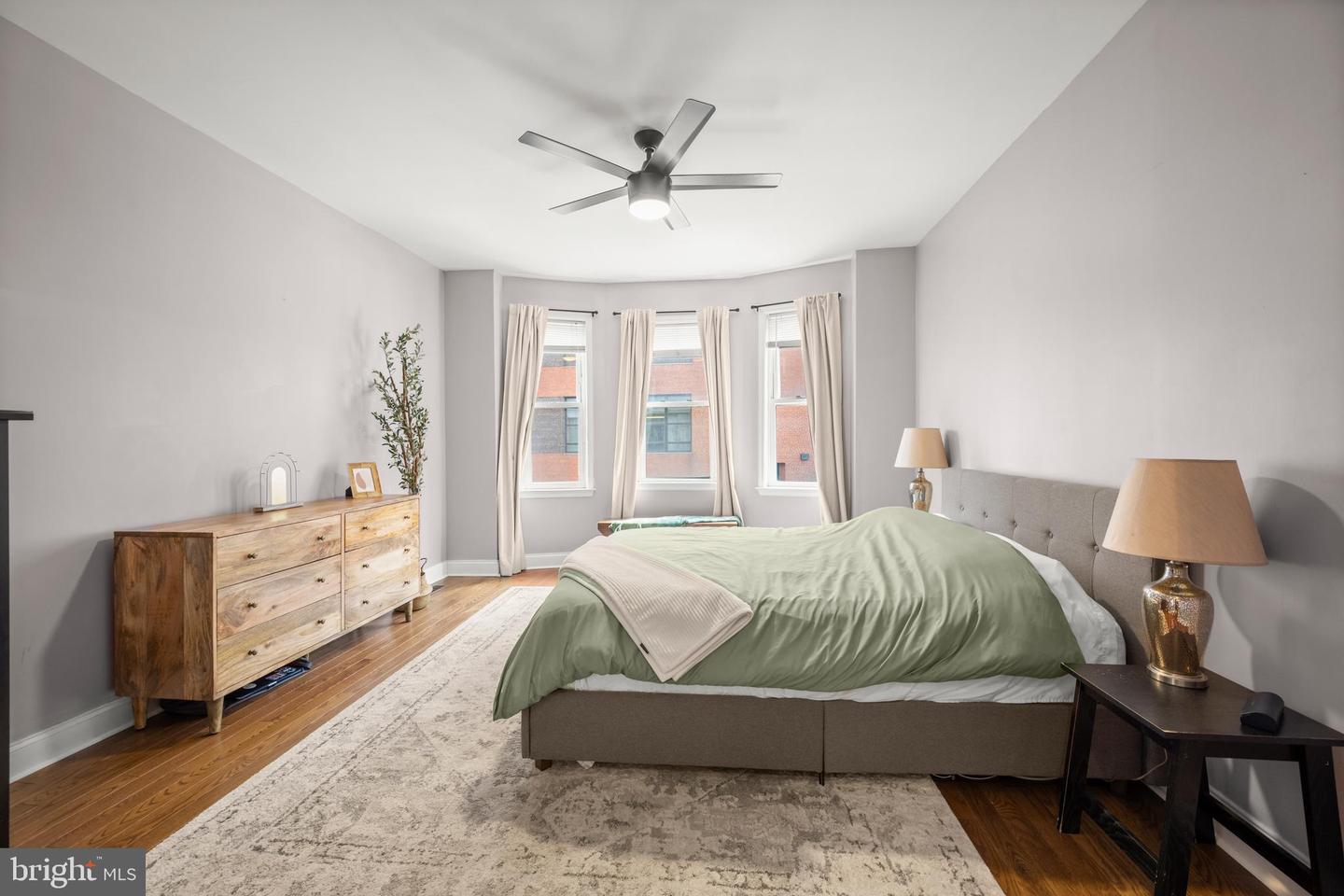 112 S Ellwood Ave
