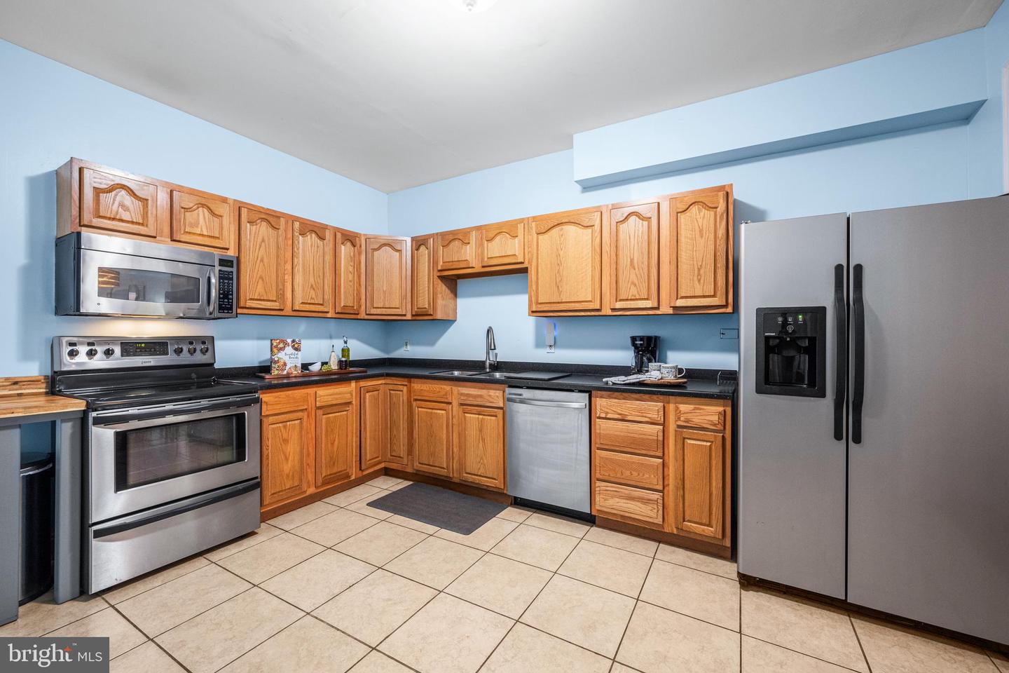 112 S Ellwood Ave