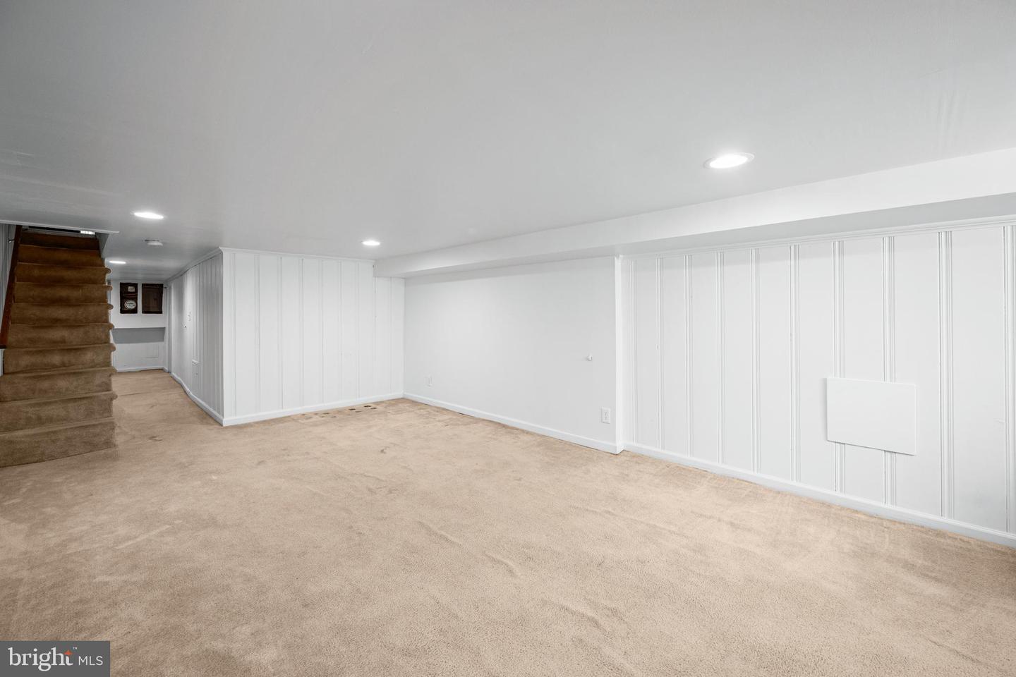 112 S Ellwood Ave