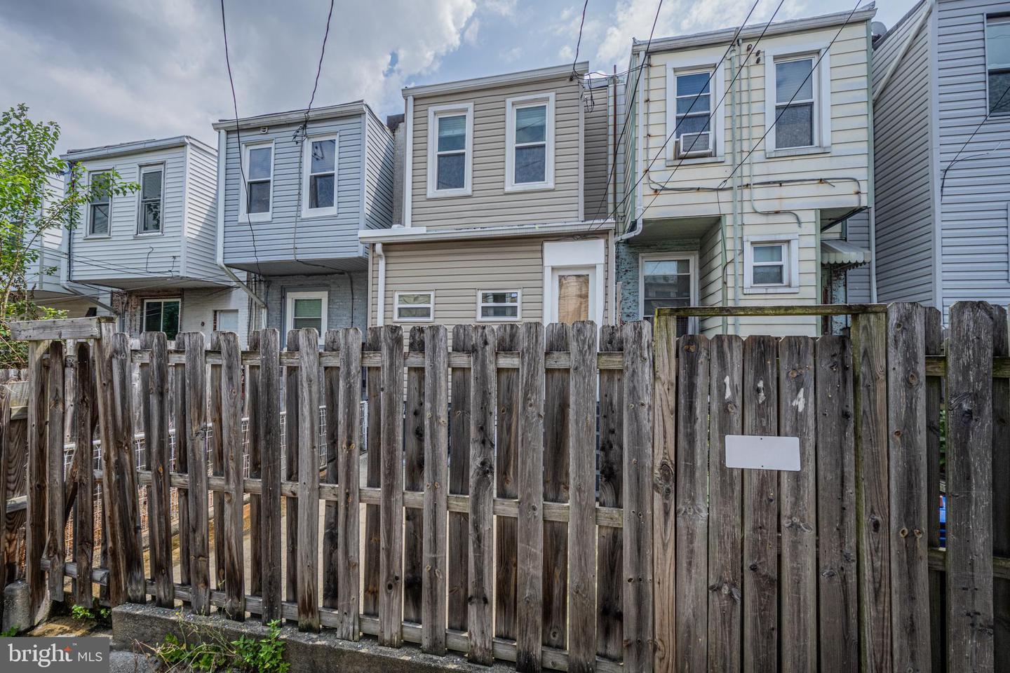 112 S Ellwood Ave