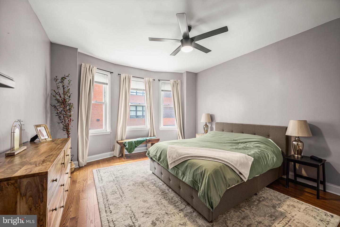 112 S Ellwood Ave