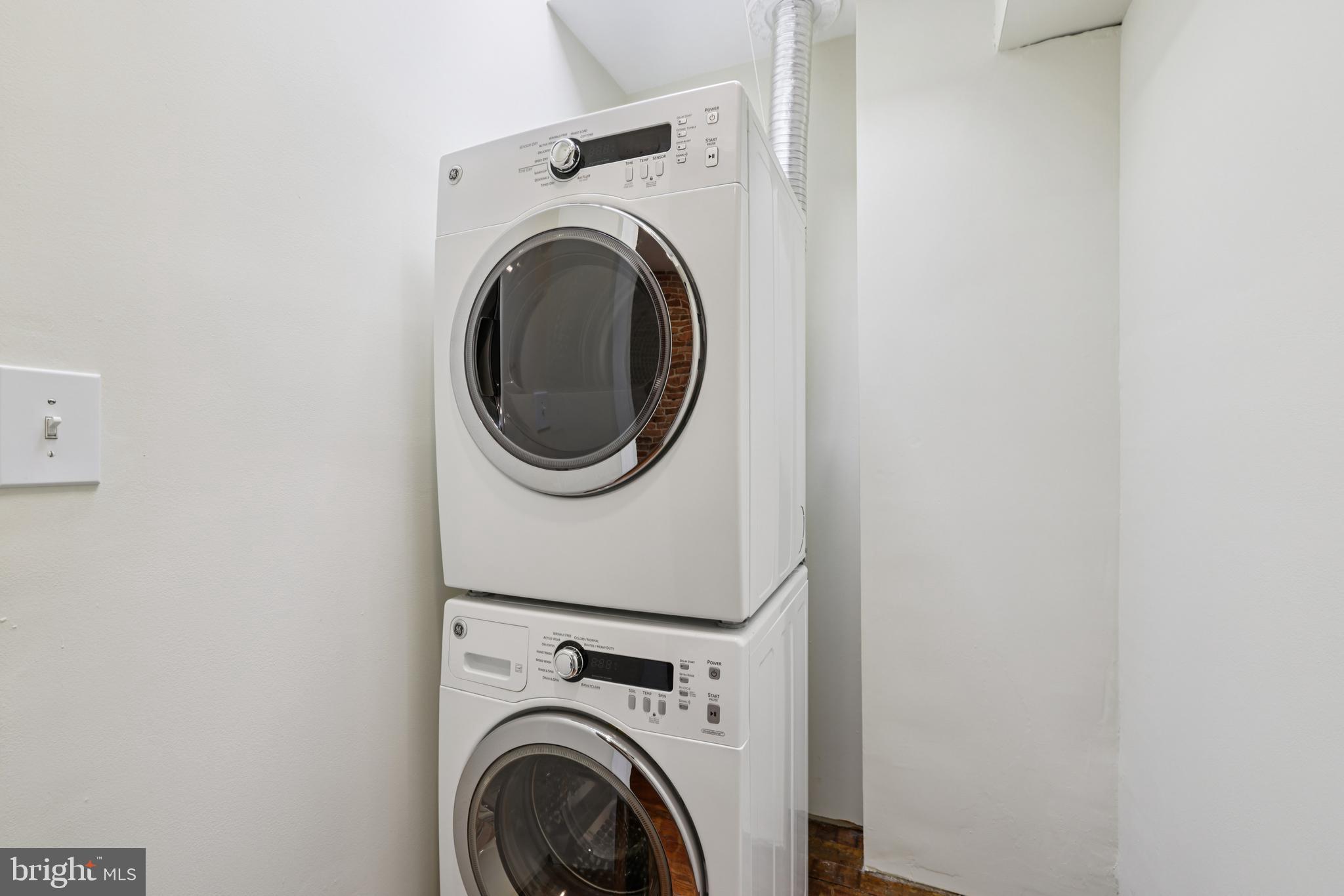 918 S CLINTON STREET