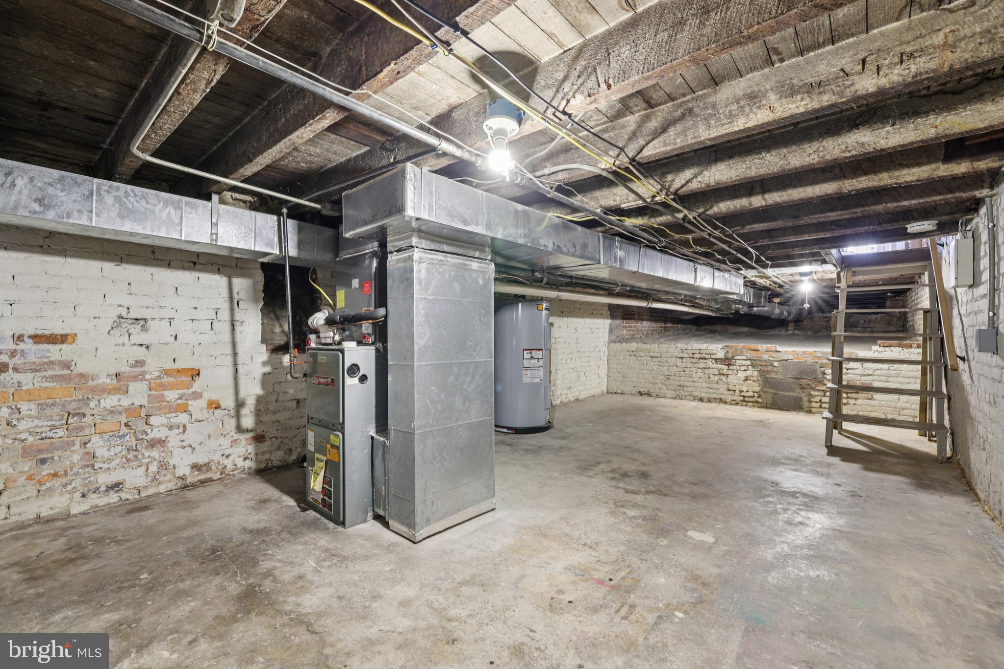 918 S CLINTON STREET