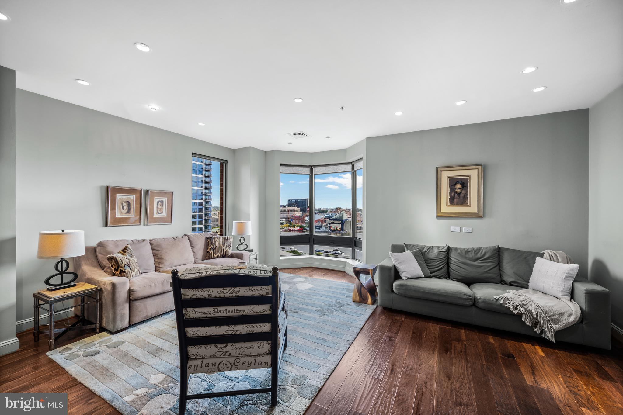 10 E LEE STREET 1408