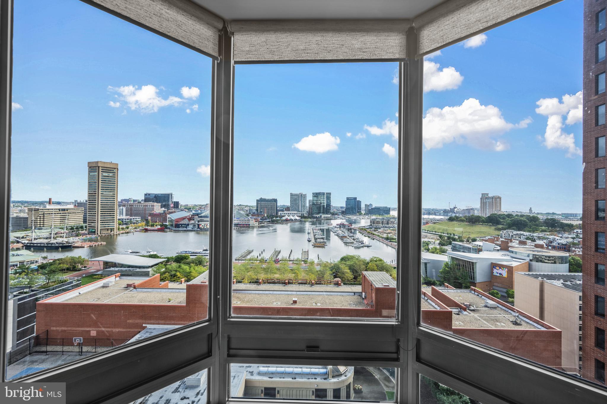 10 E LEE STREET 1408