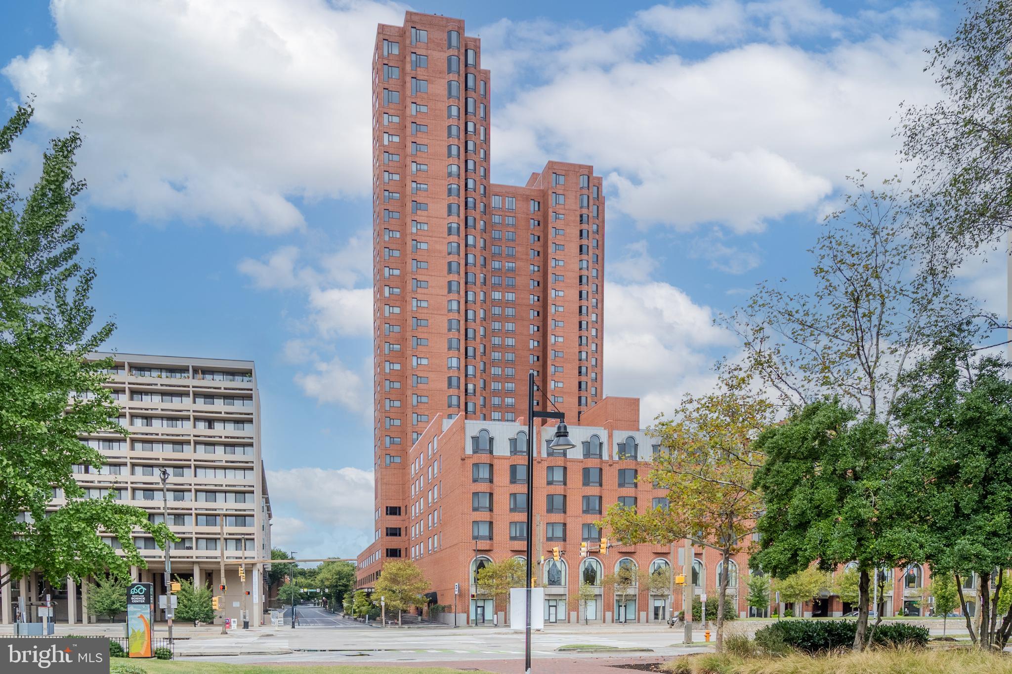 10 E LEE STREET 1408