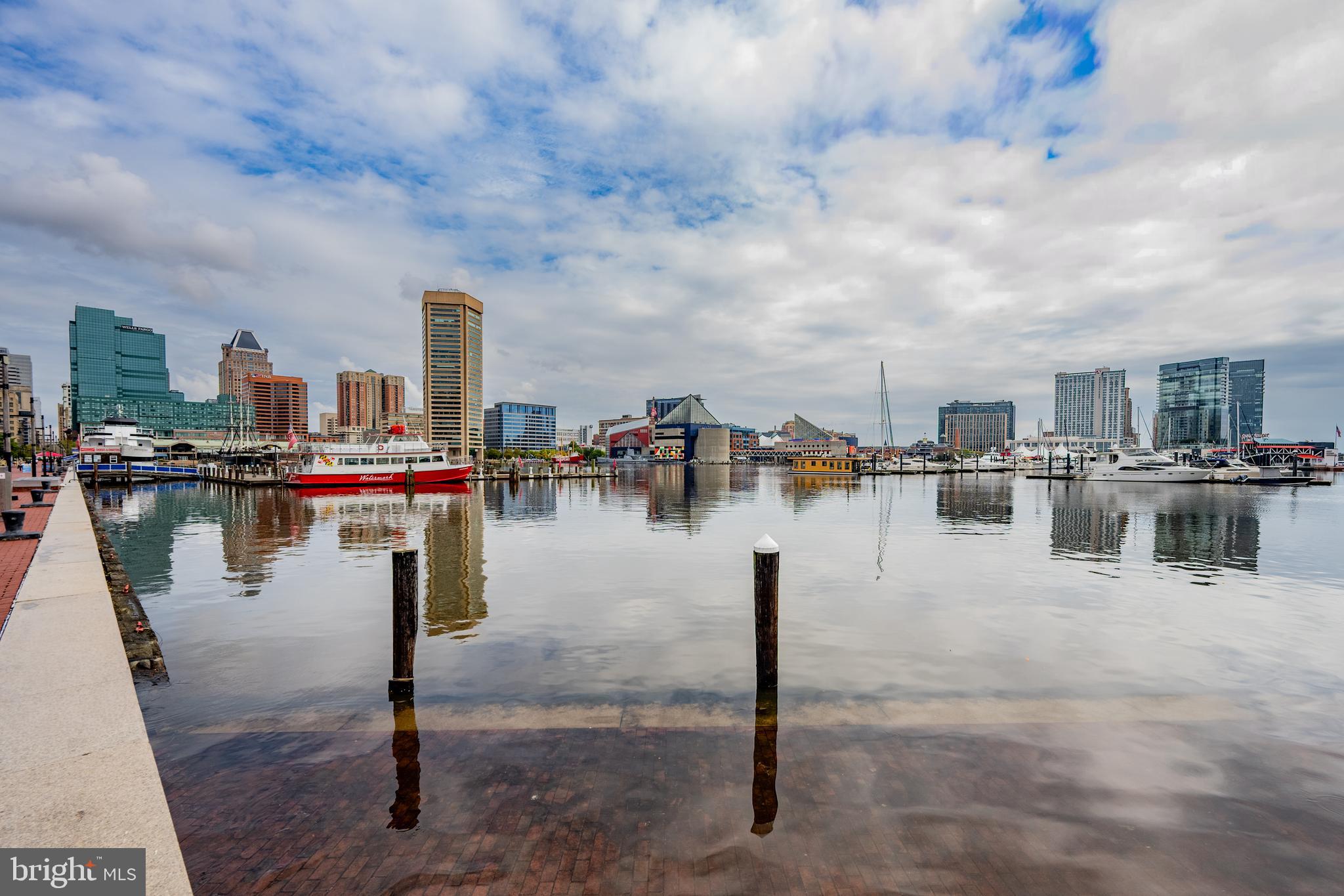 10 E LEE STREET 1408