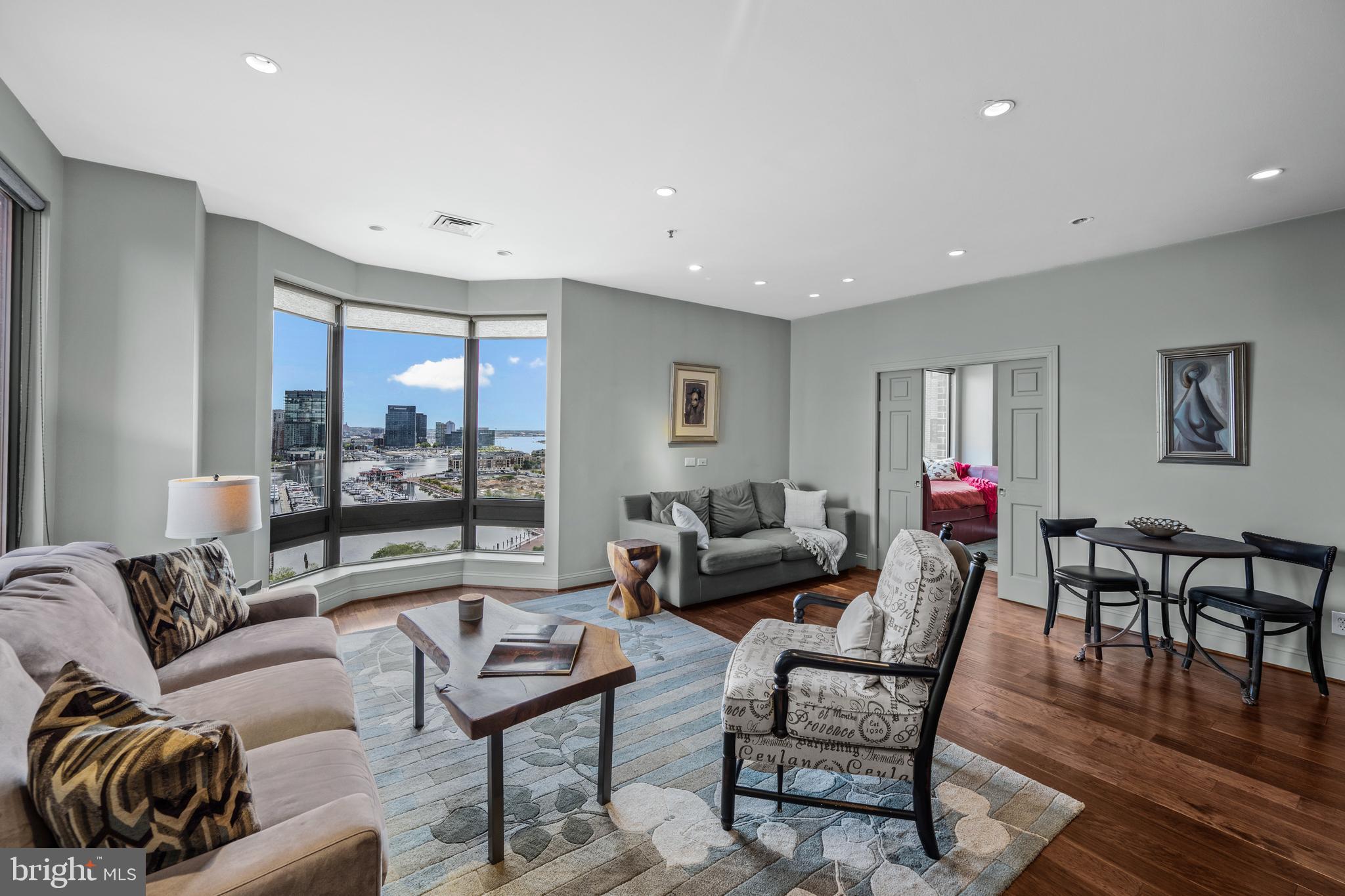 10 E LEE STREET 1408