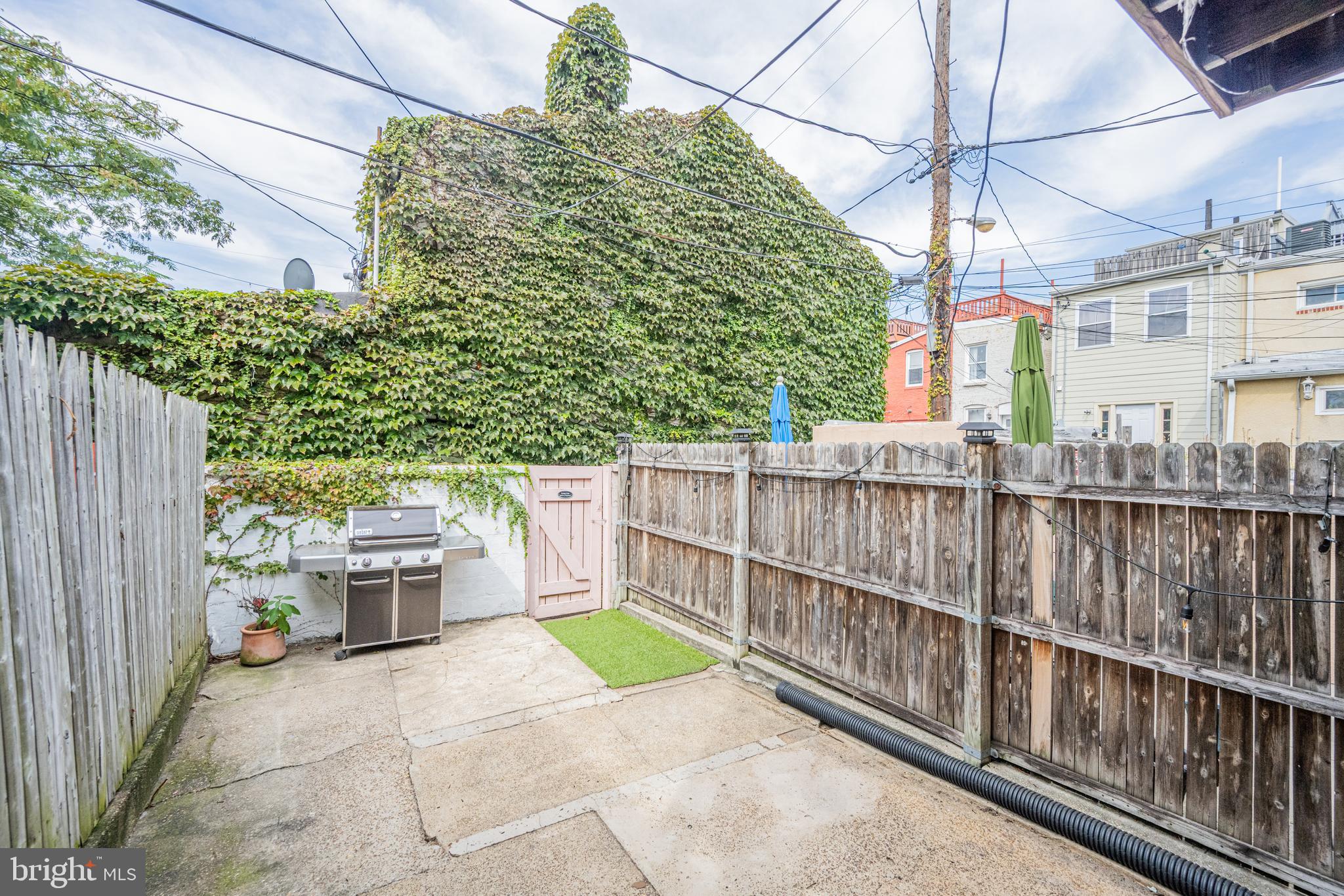 506 S MONTFORD AVENUE