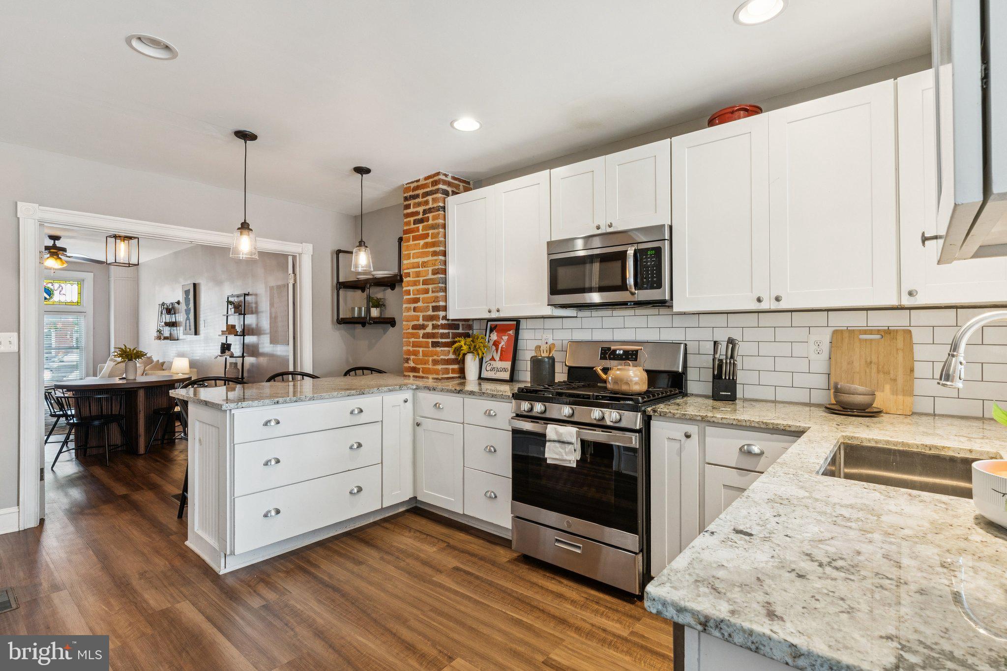 915 S CONKLING STREET