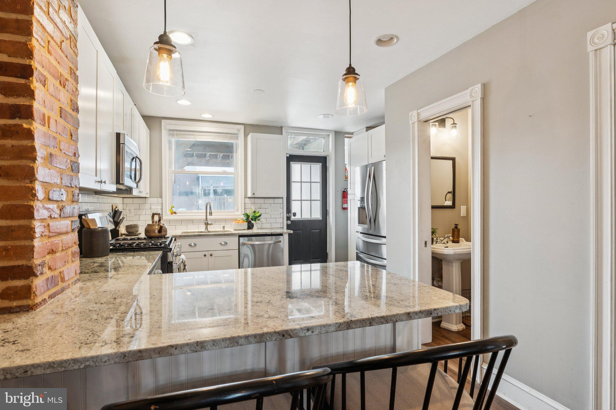 915 S CONKLING STREET