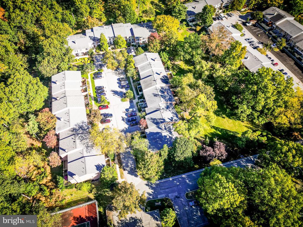 30 BOUTON GREEN COURT