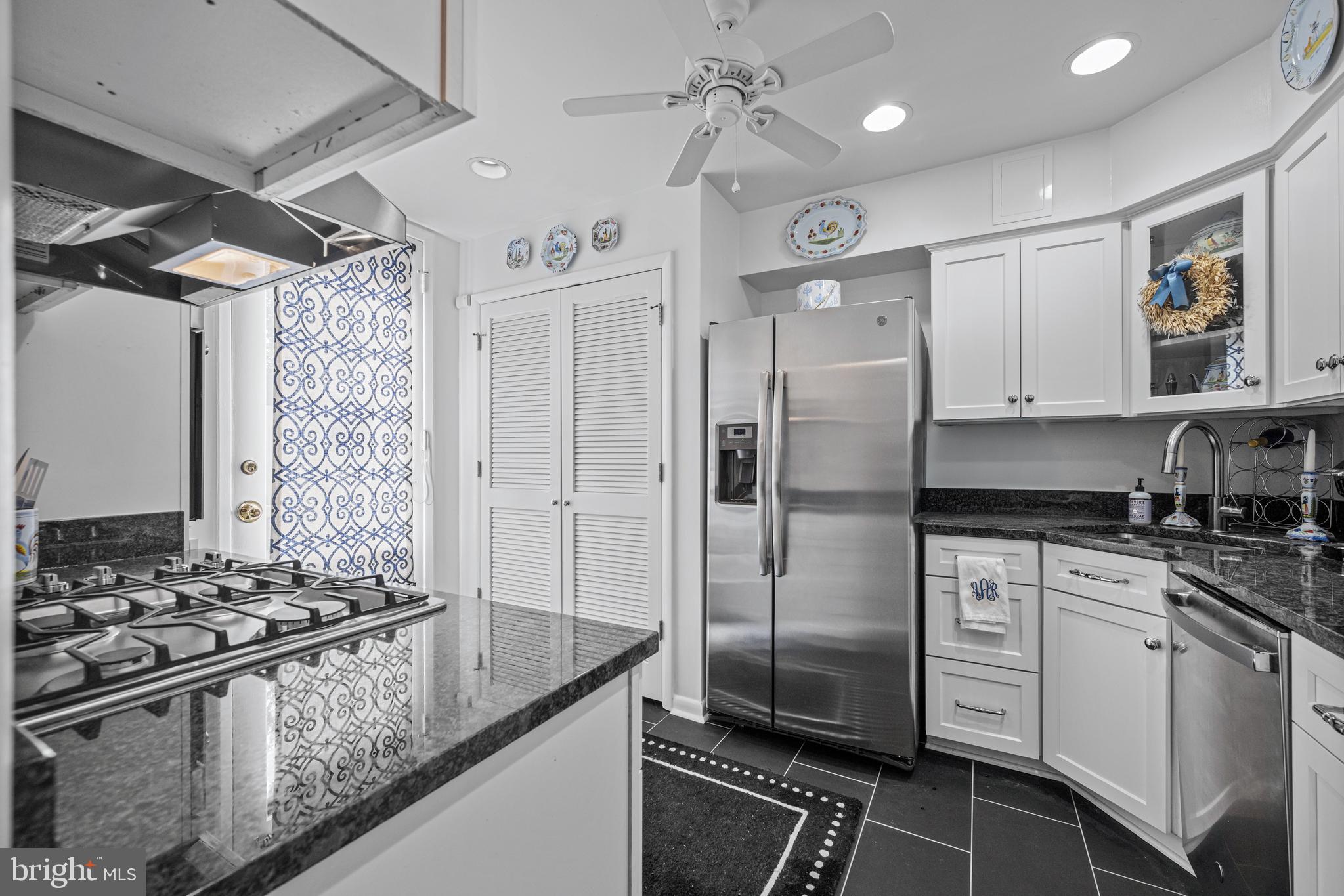 30 BOUTON GREEN COURT