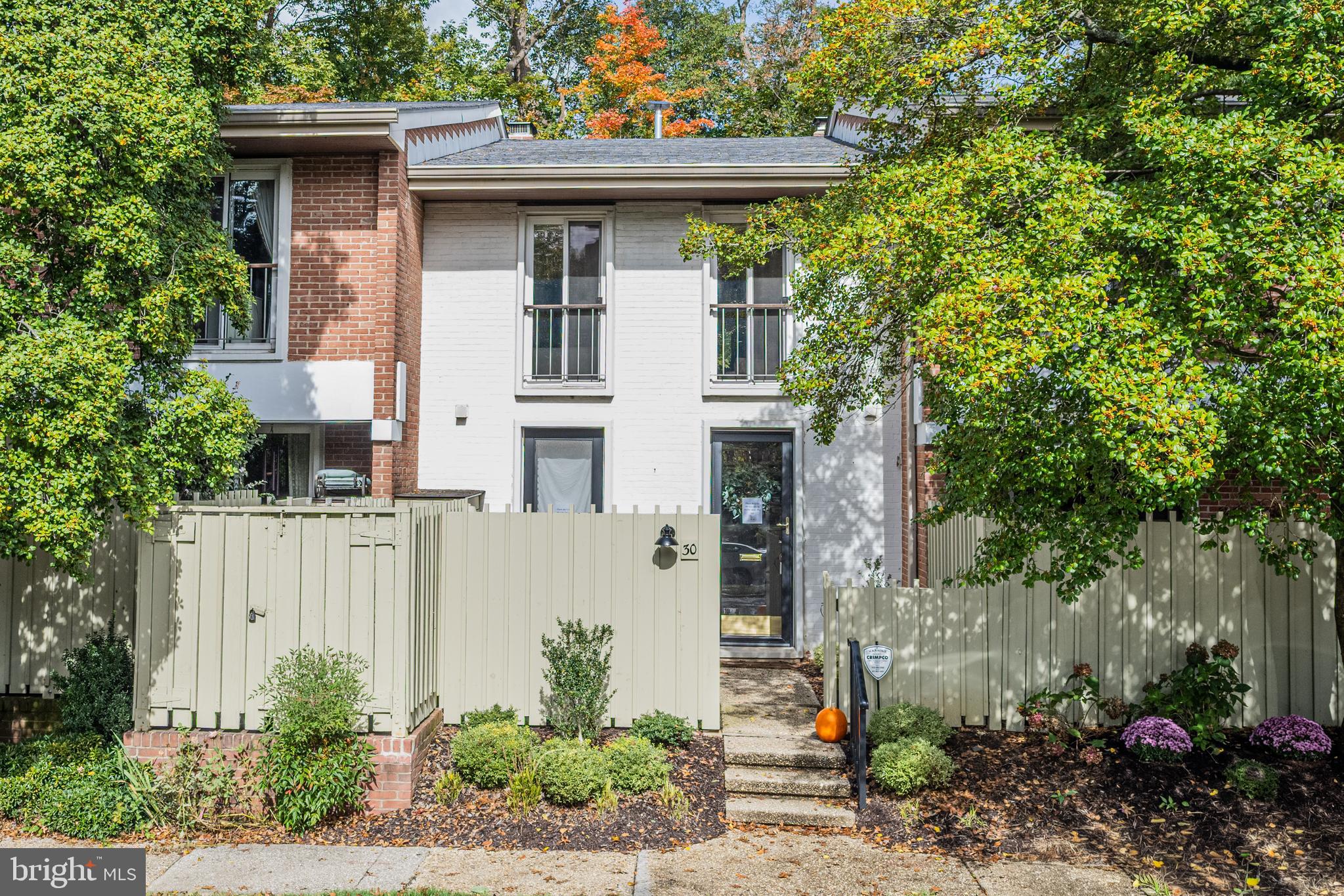 30 BOUTON GREEN COURT