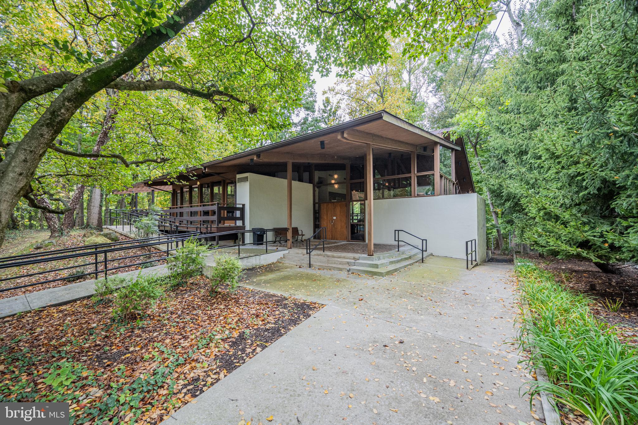 30 BOUTON GREEN COURT