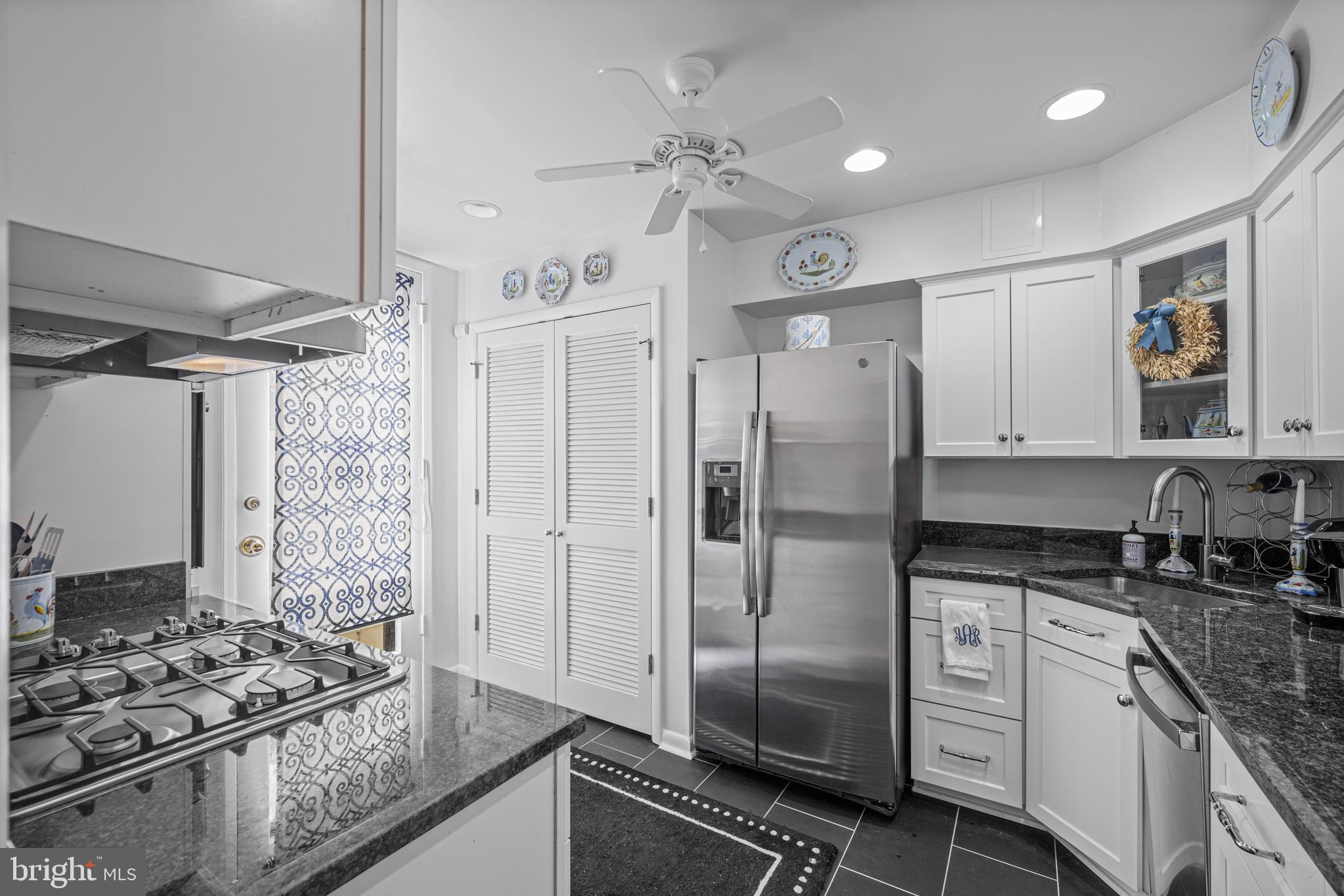 30 BOUTON GREEN COURT