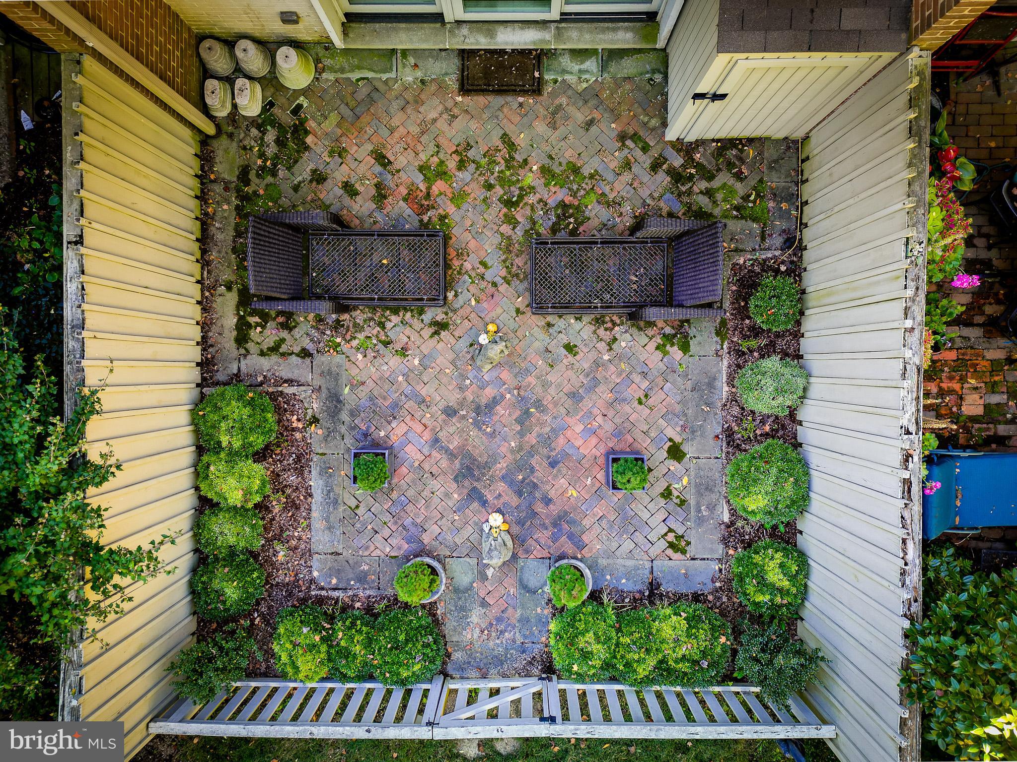 30 BOUTON GREEN COURT