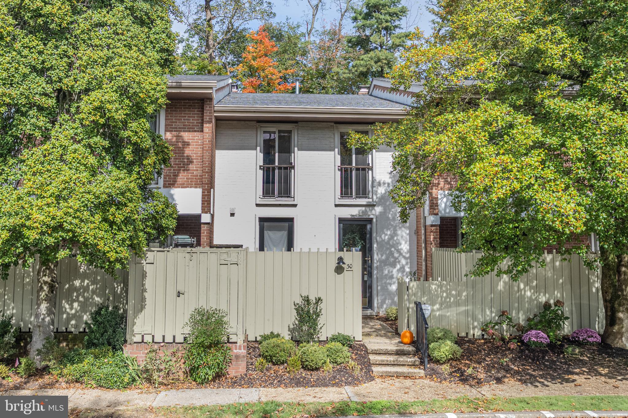 30 BOUTON GREEN COURT