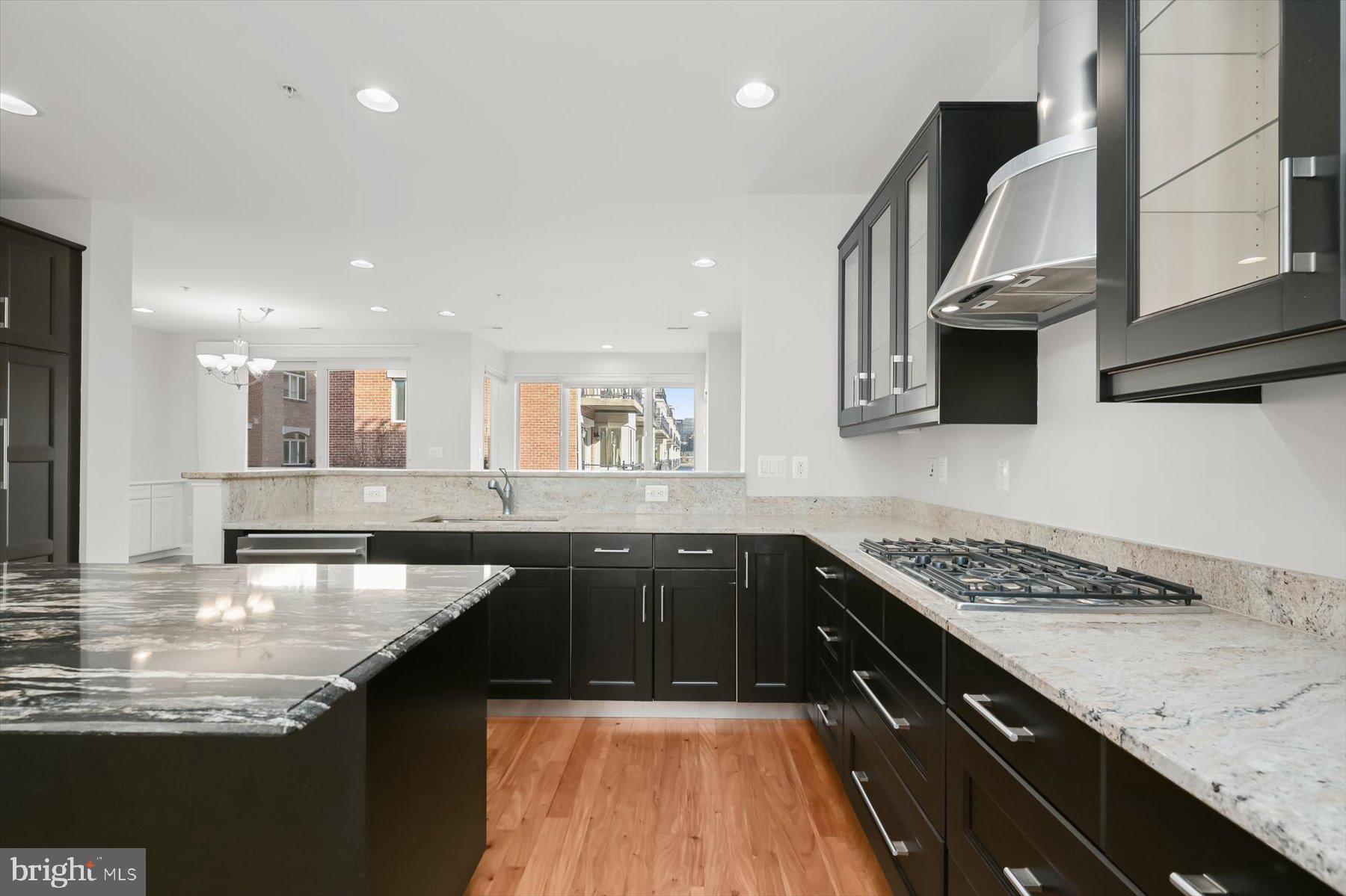 901 VALENCIA COURT 175