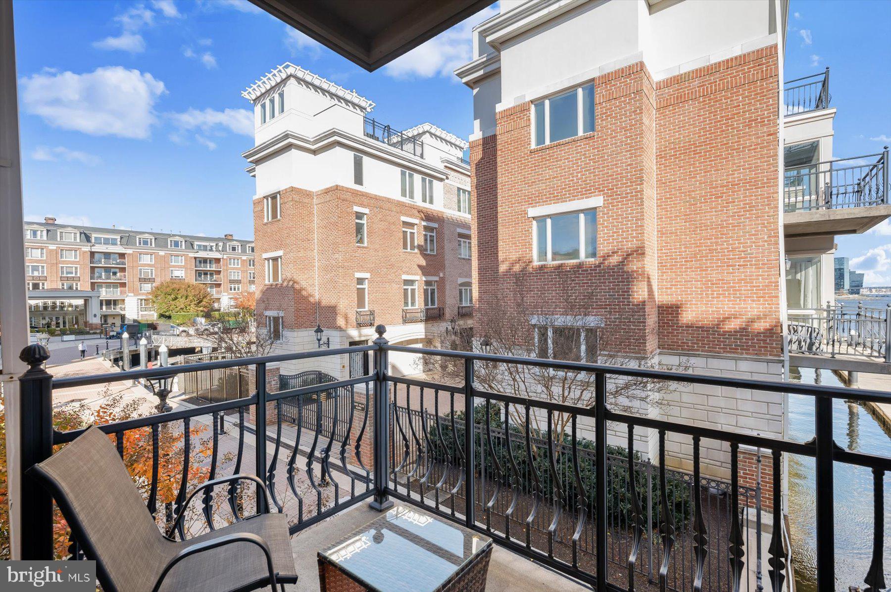 901 VALENCIA COURT 175