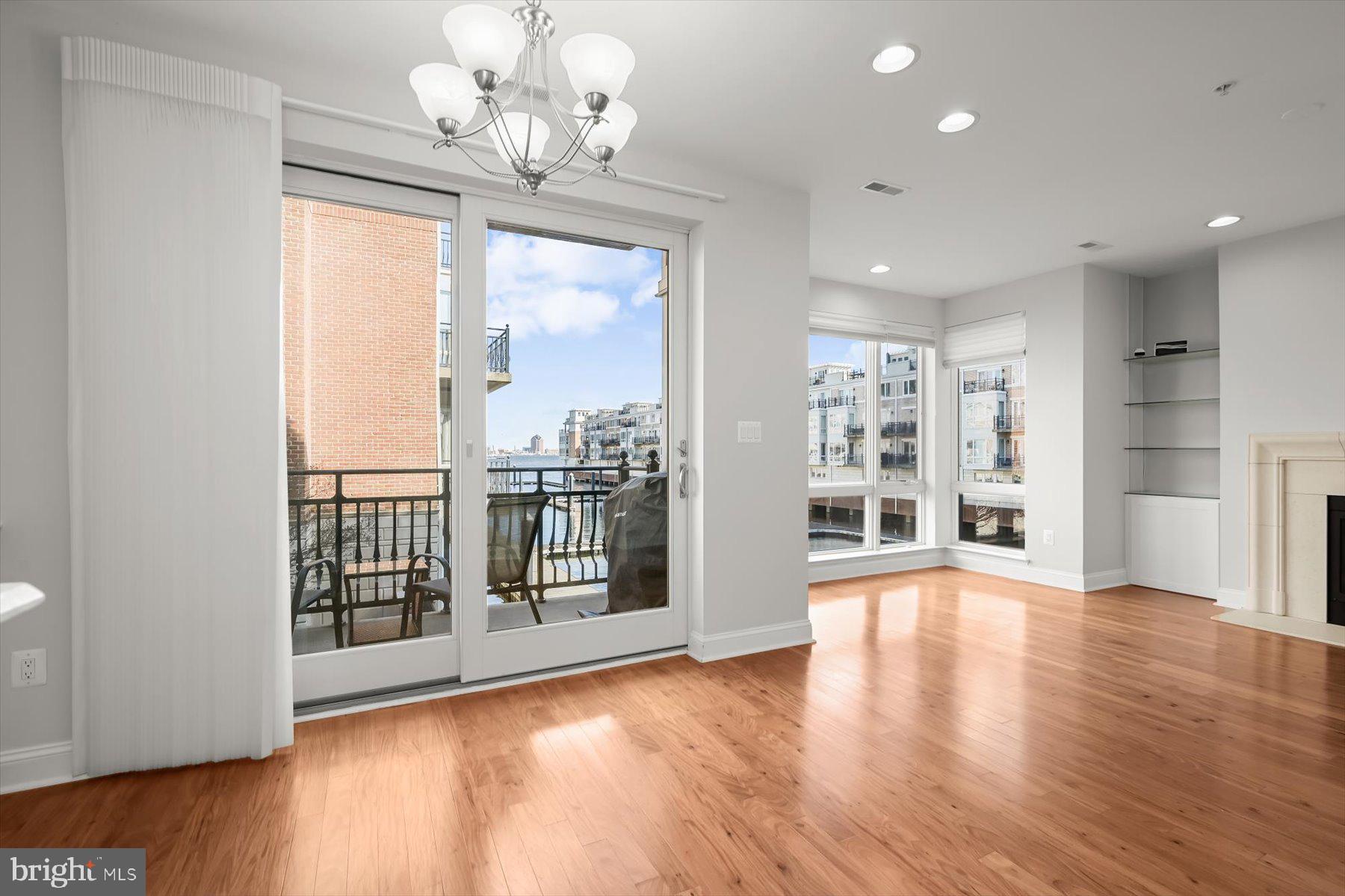 901 VALENCIA COURT 175