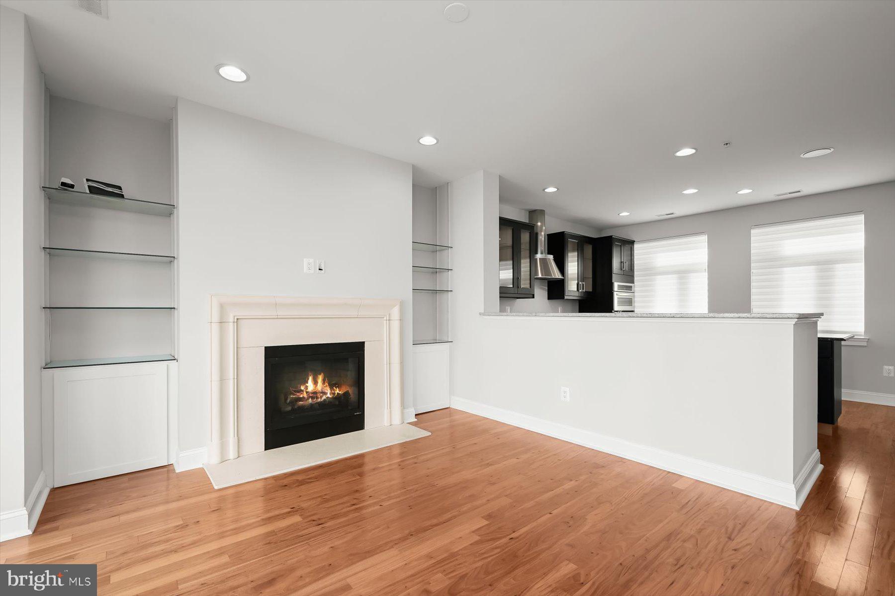 901 VALENCIA COURT 175