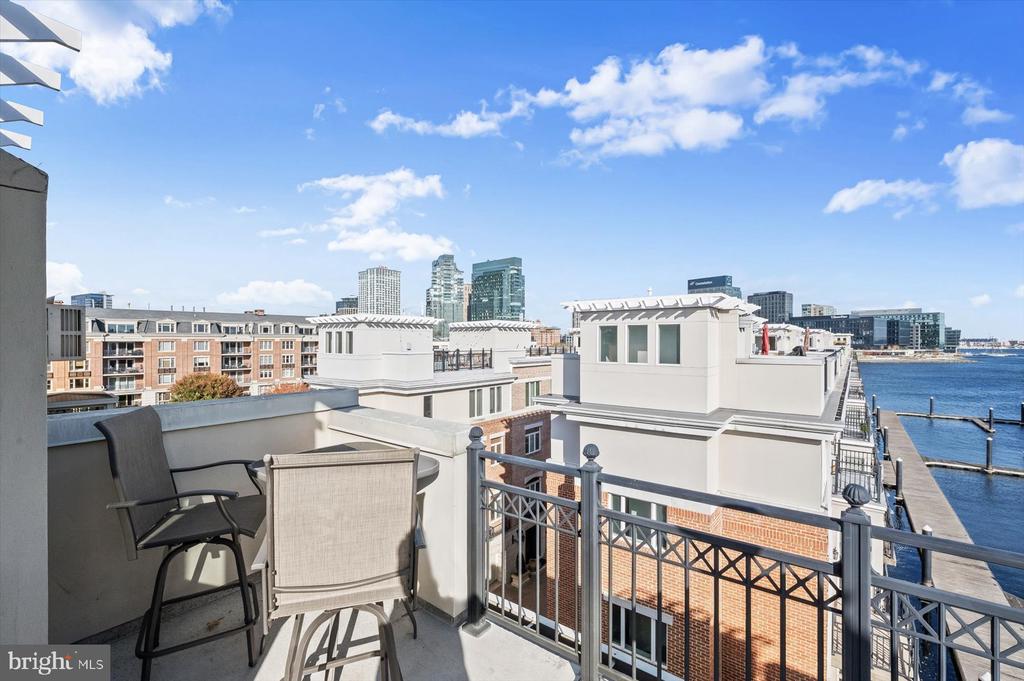 901 VALENCIA COURT 175