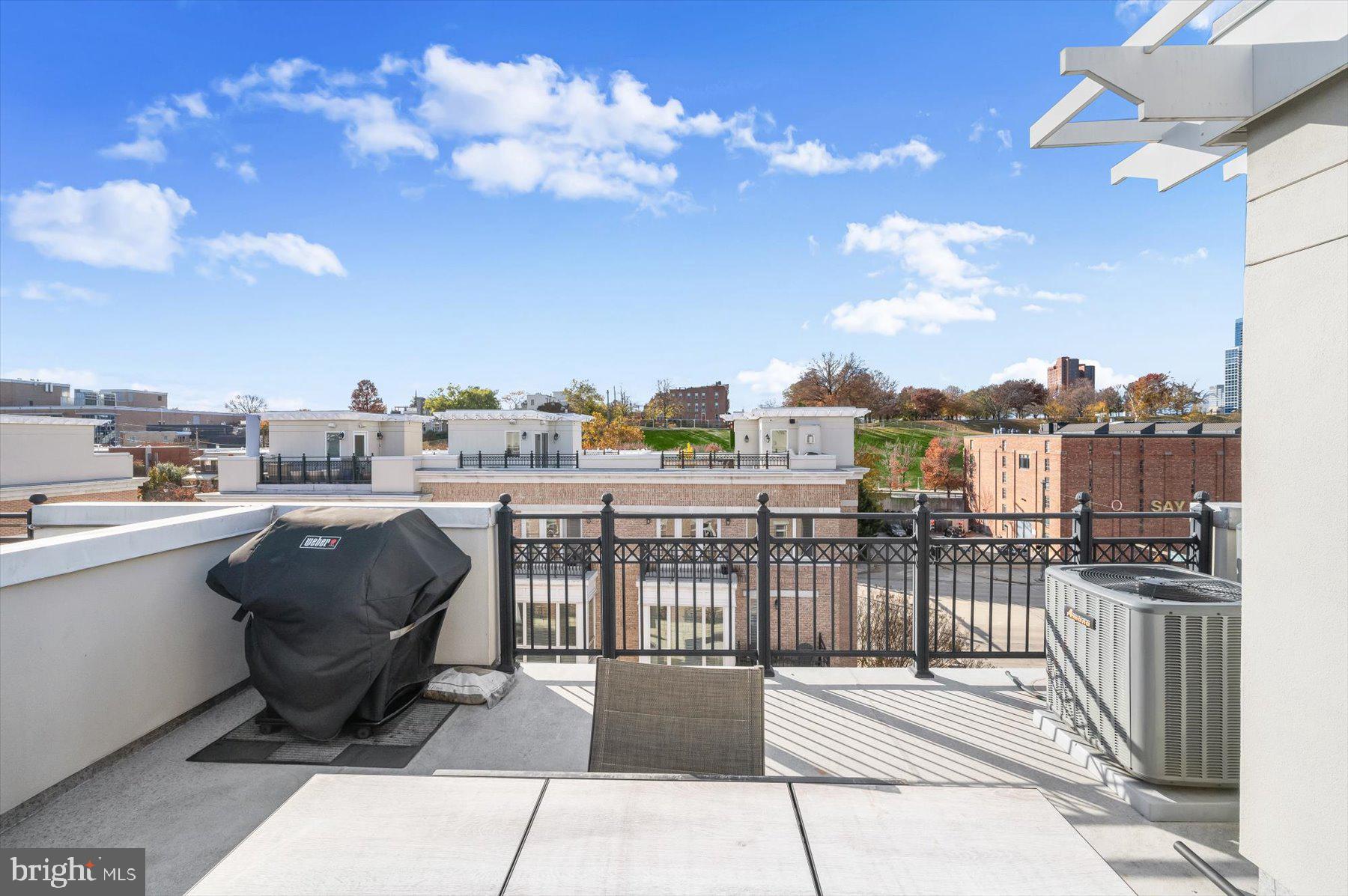 901 VALENCIA COURT 175