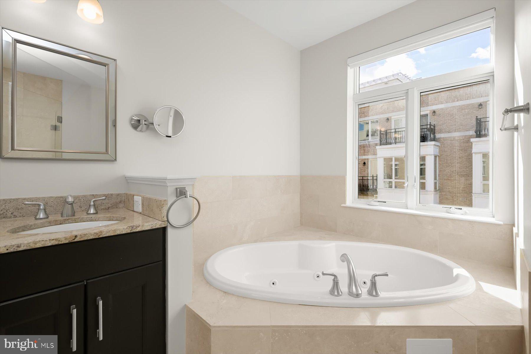 901 VALENCIA COURT 175