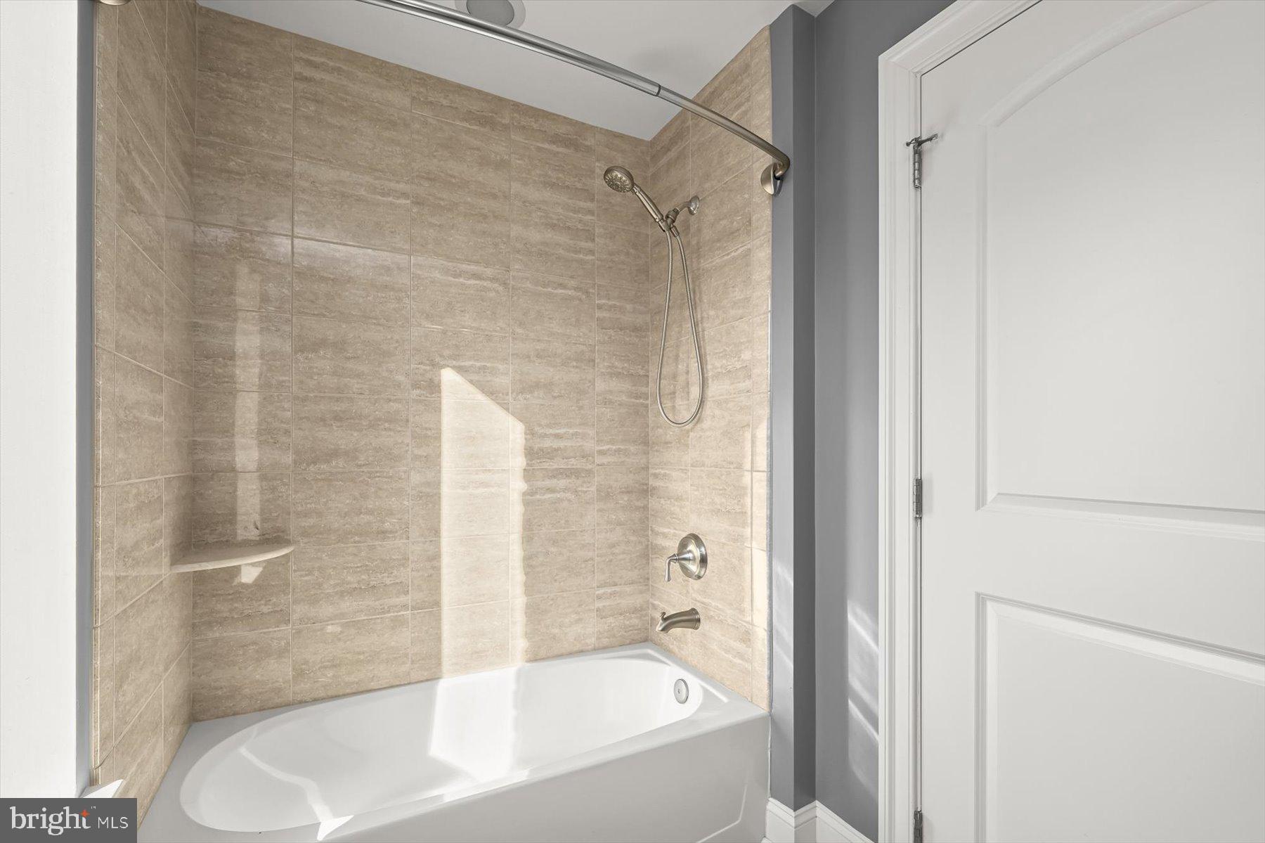 901 VALENCIA COURT 175